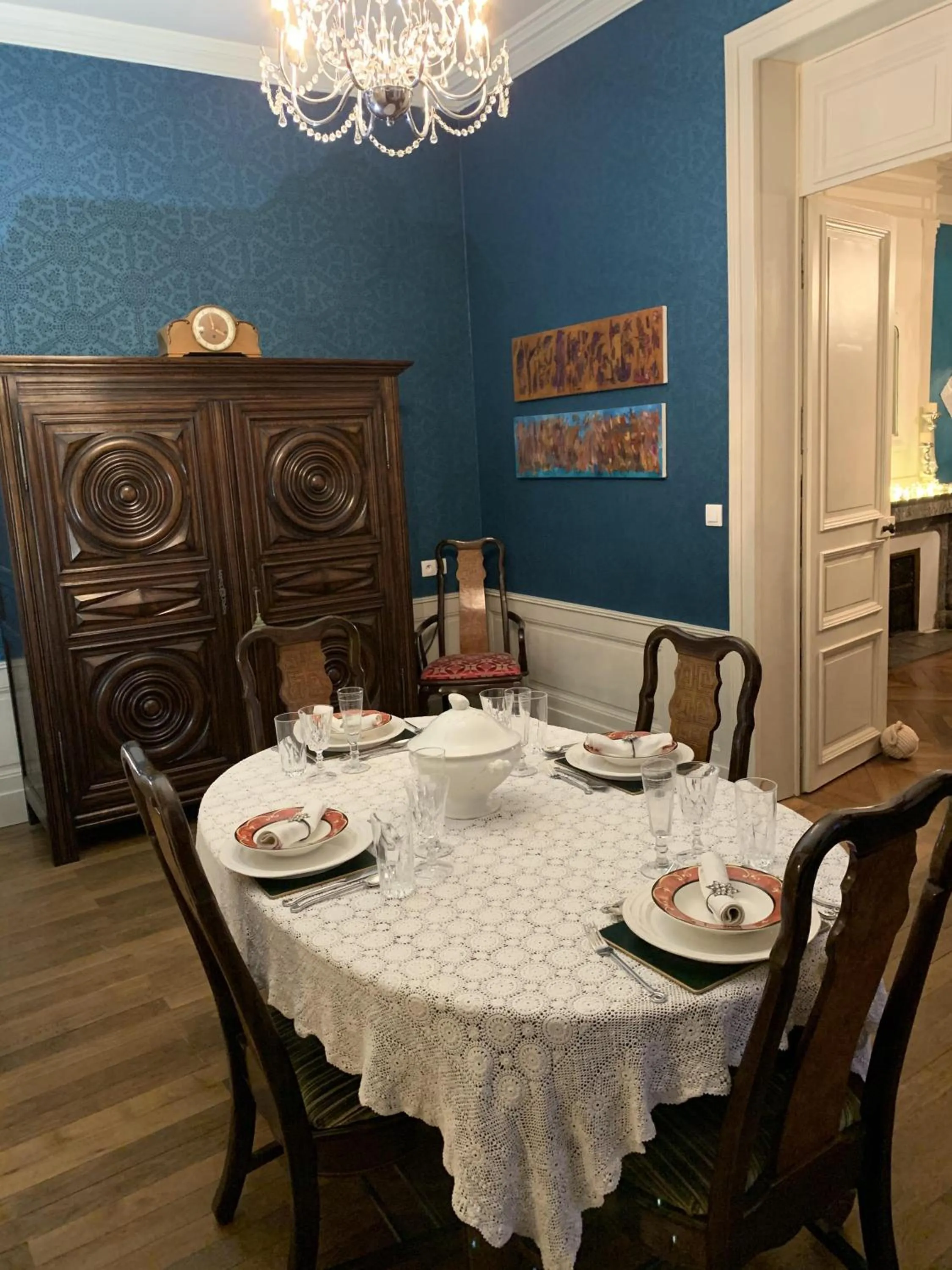 Restaurant/places to eat in 5 Grande Rue