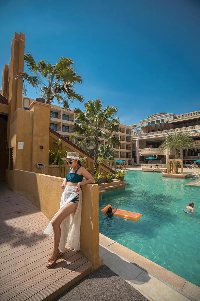 Swimming pool in Pamookkoo