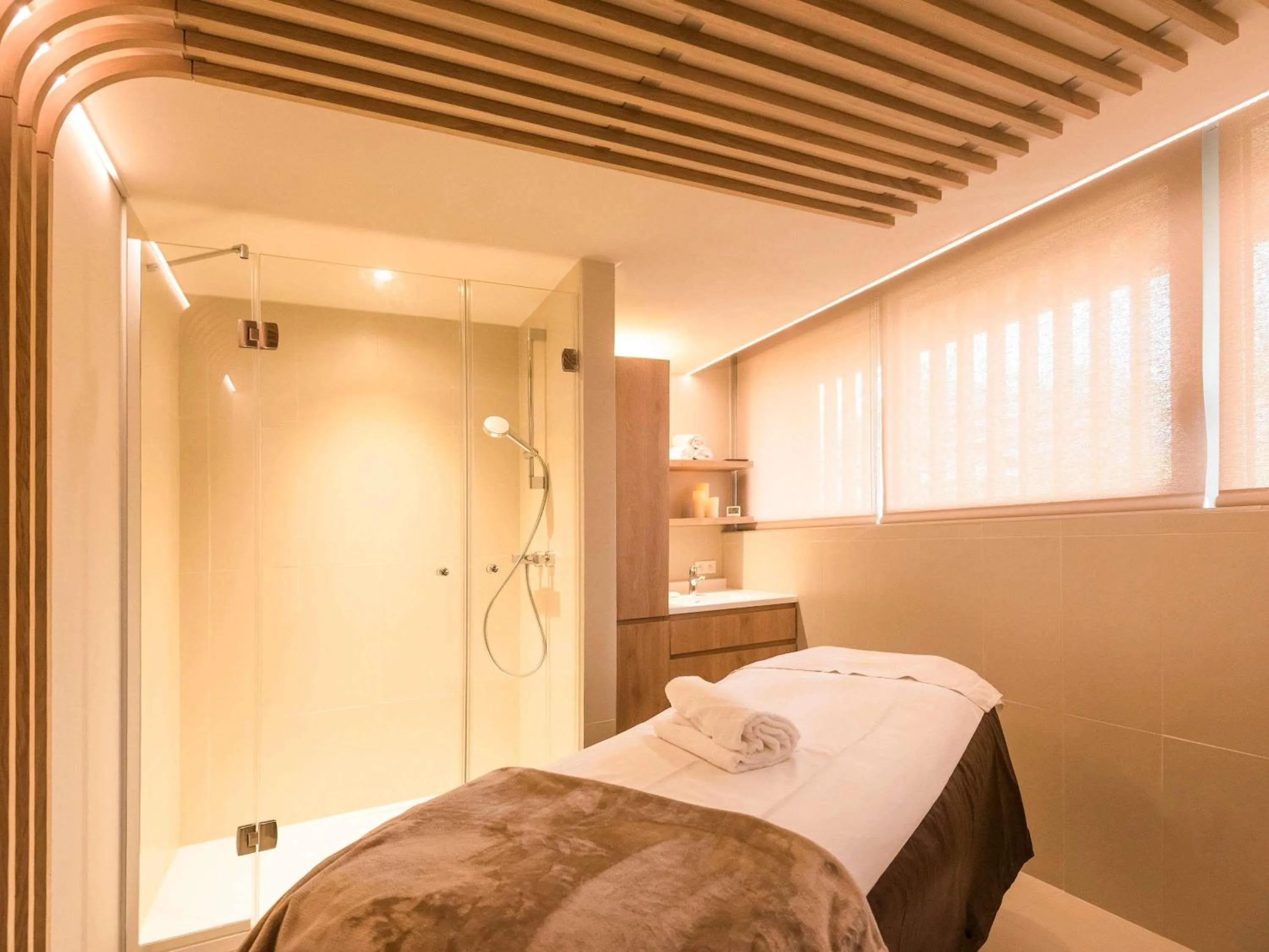 Other, Bed in ibis Thalassa Le Touquet