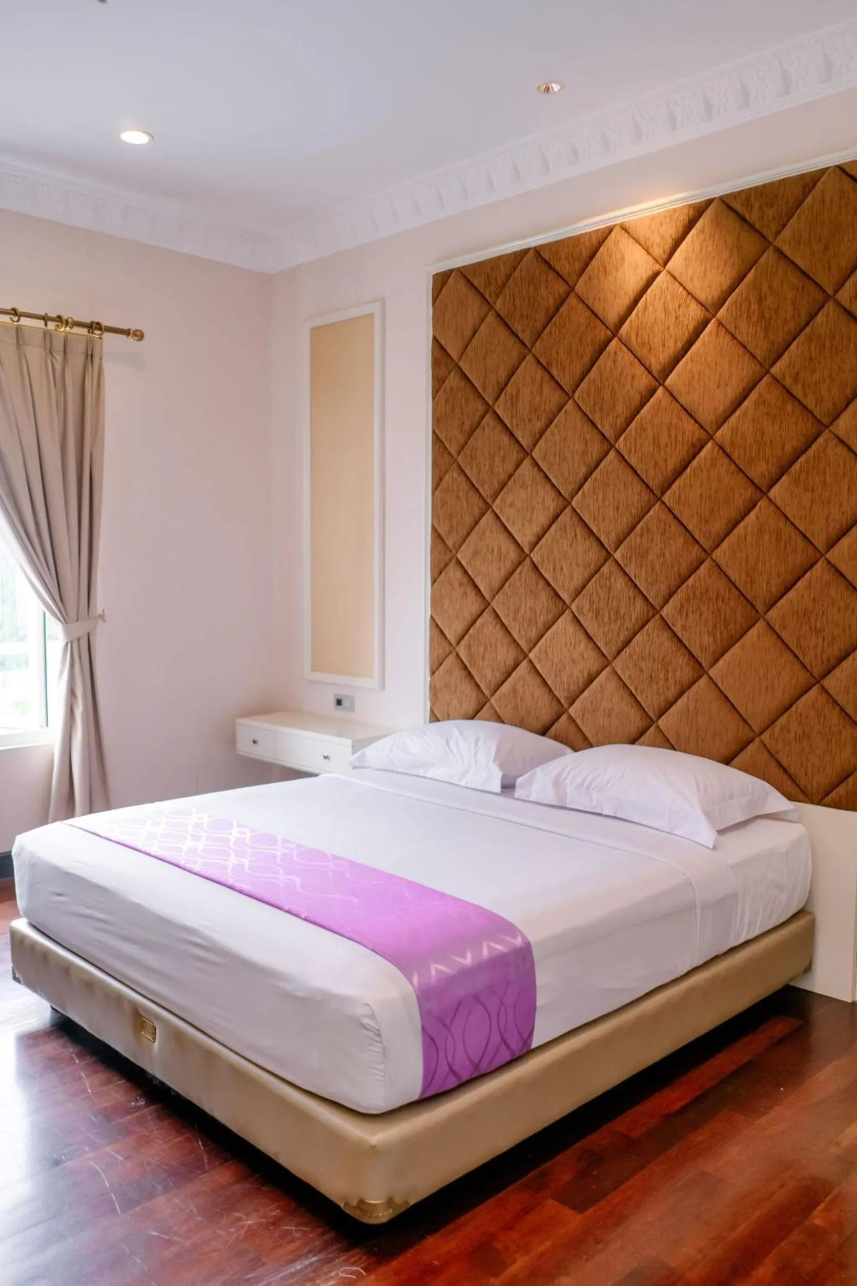 Bedroom, Bed in Beth Kasegaran Theresia