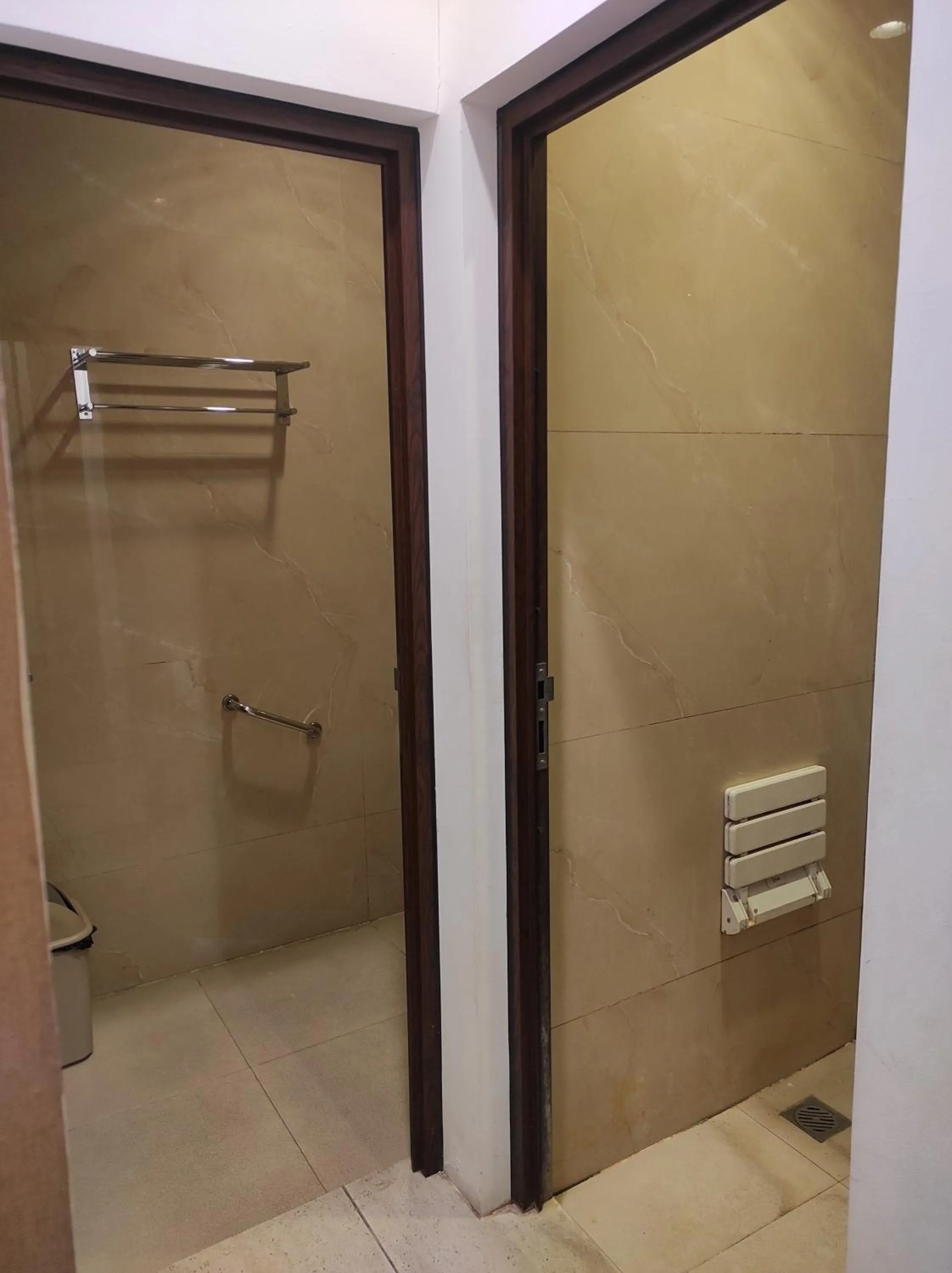 Bathroom in Beth Kasegaran Theresia