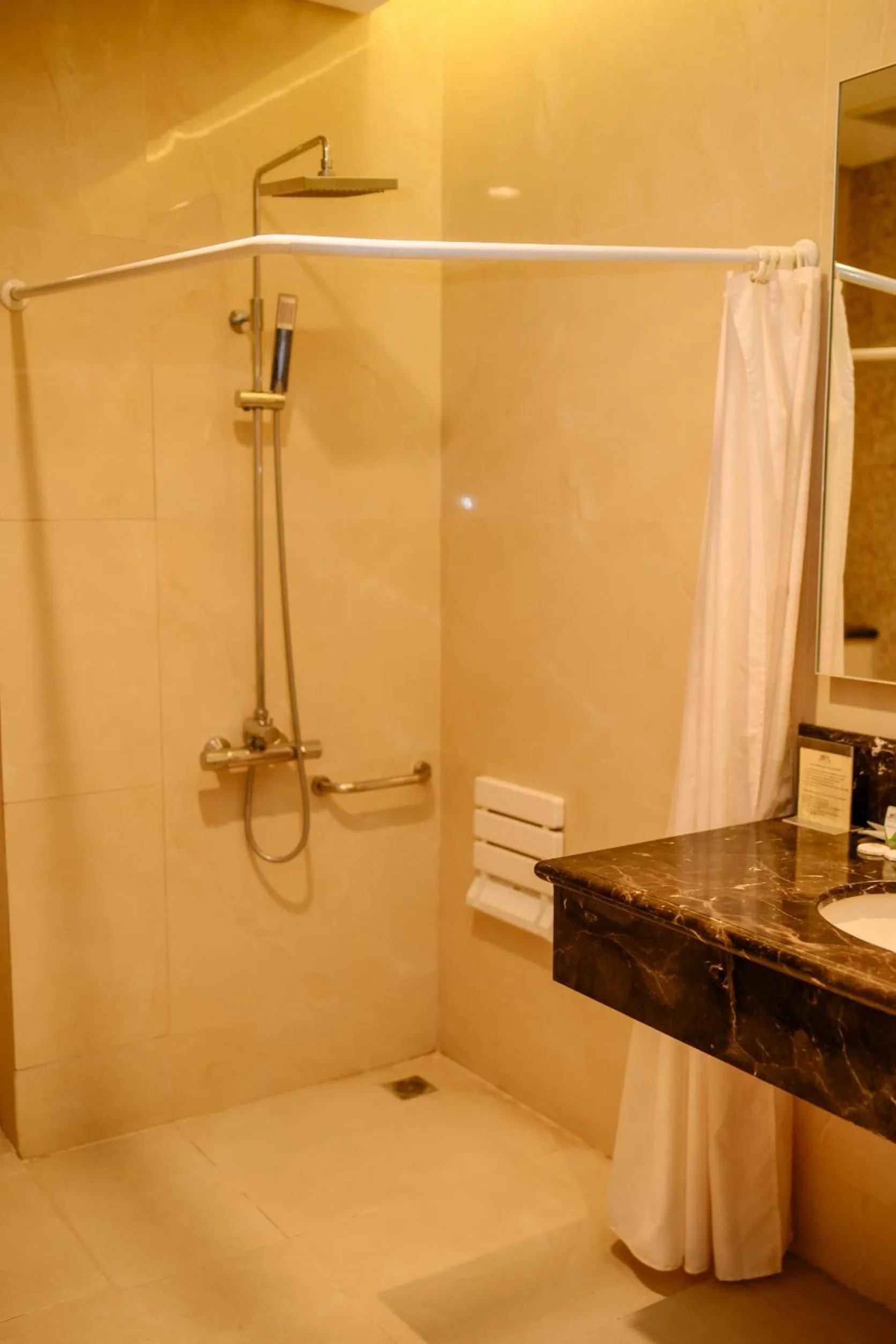 Bathroom in Beth Kasegaran Theresia