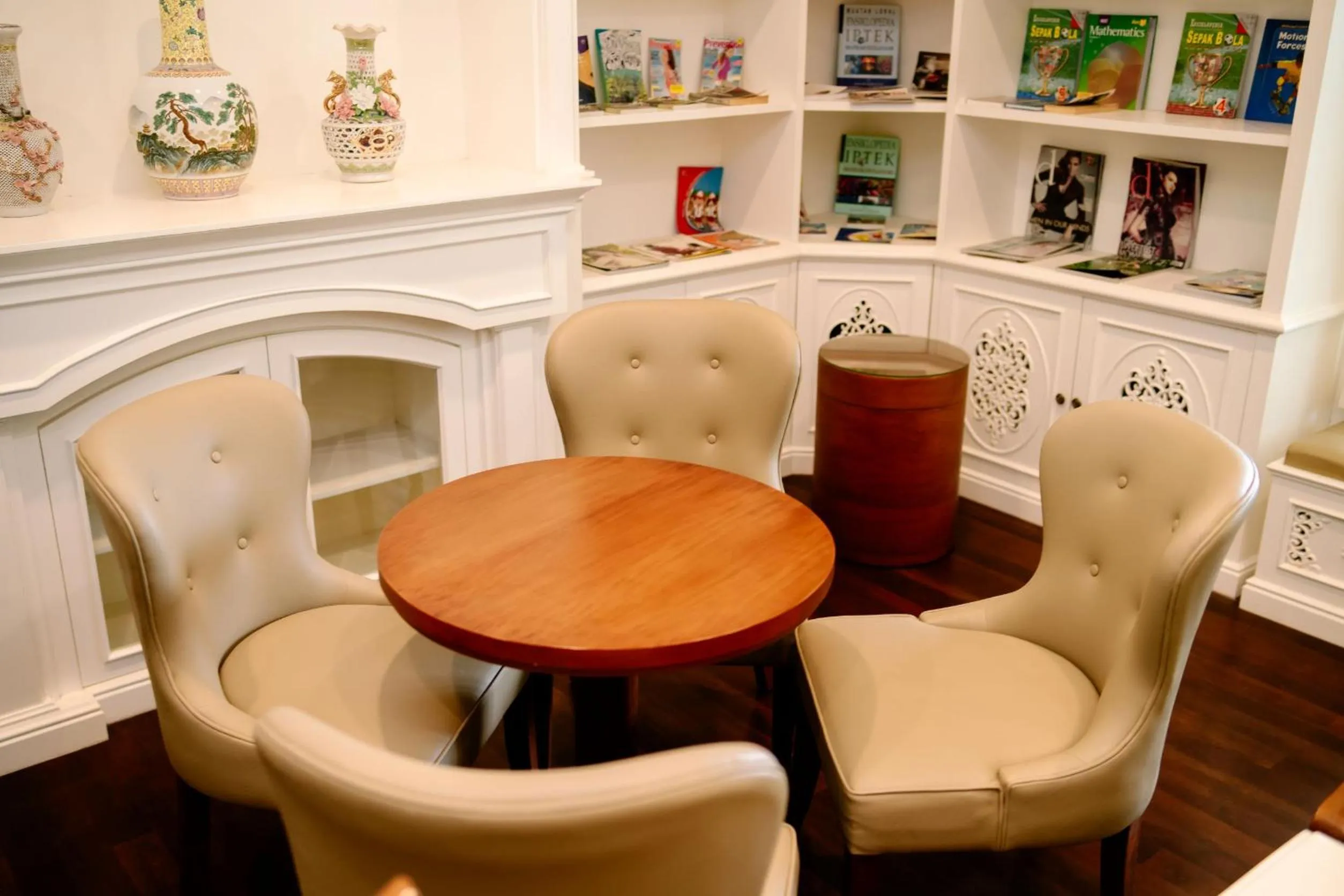 Seating area in Beth Kasegaran Theresia