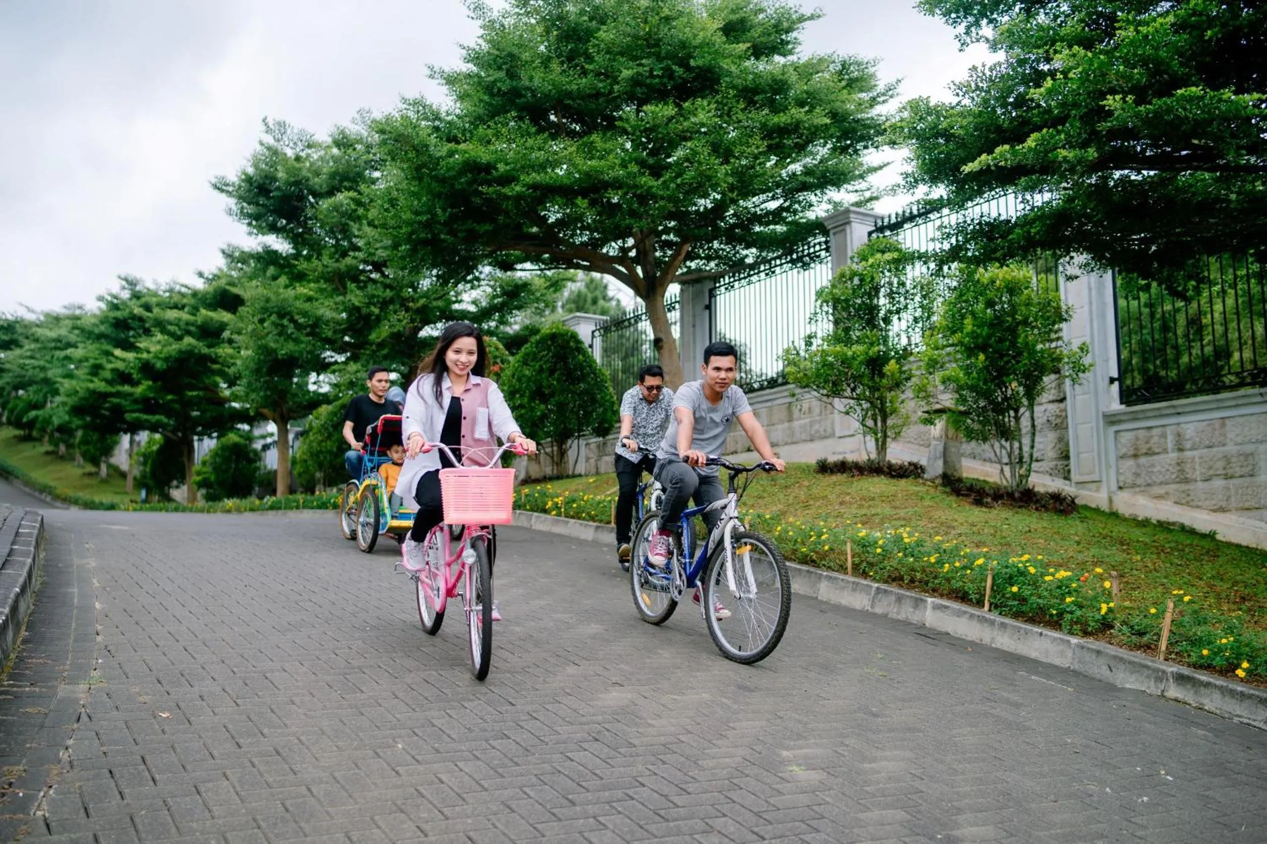 Cycling in Beth Kasegaran Theresia