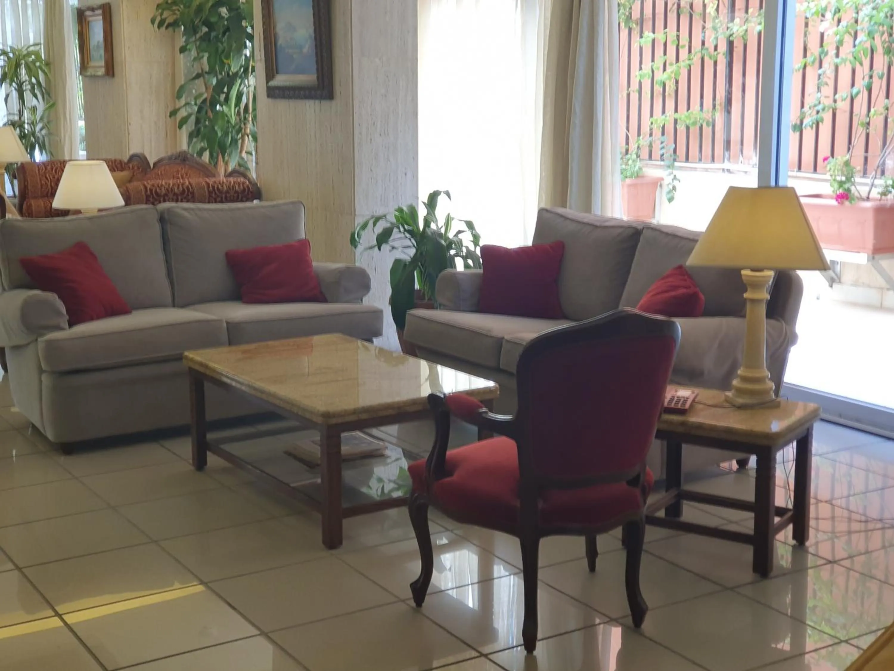 Seating area in Holiday Home Suites