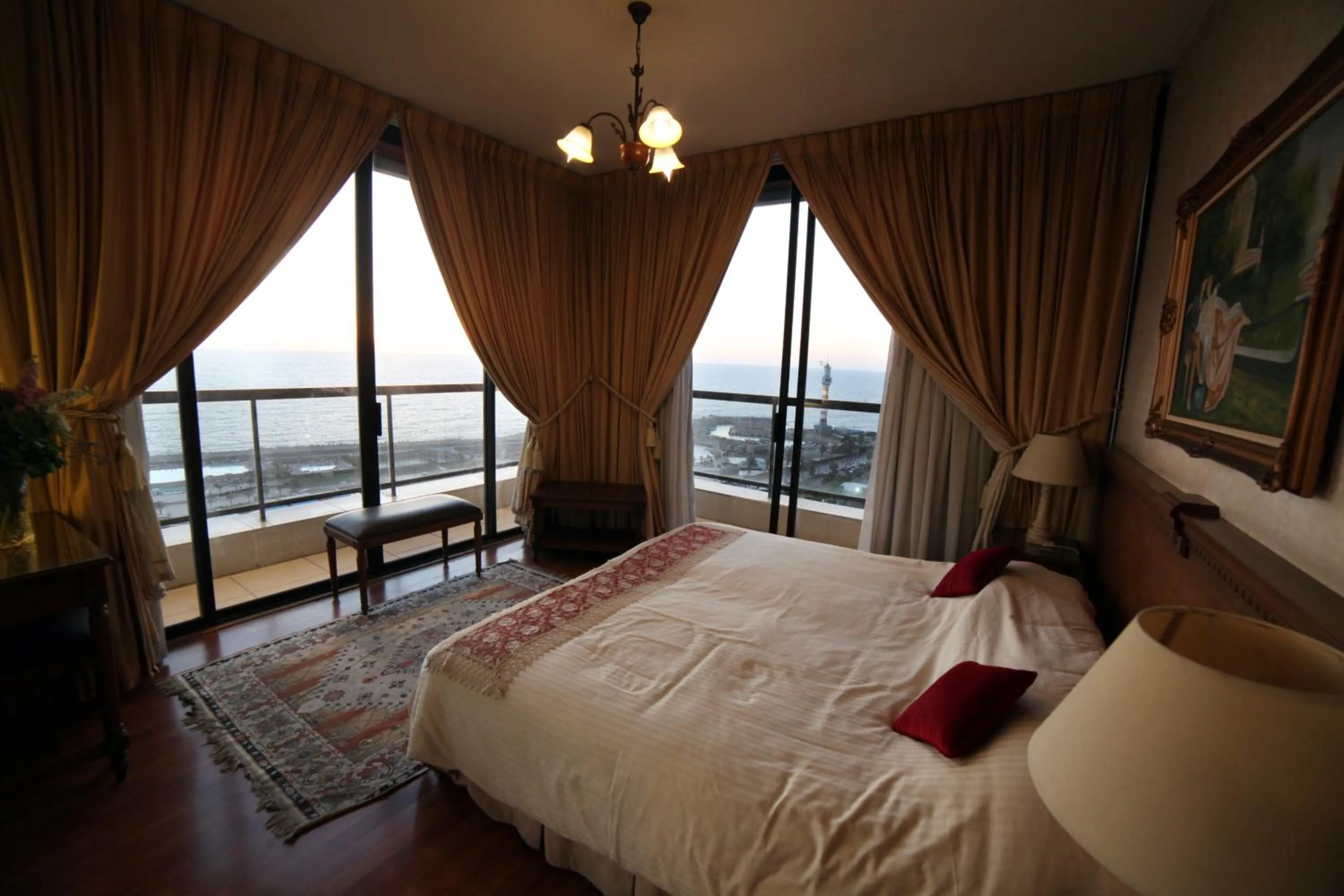 Bed in Holiday Home Suites