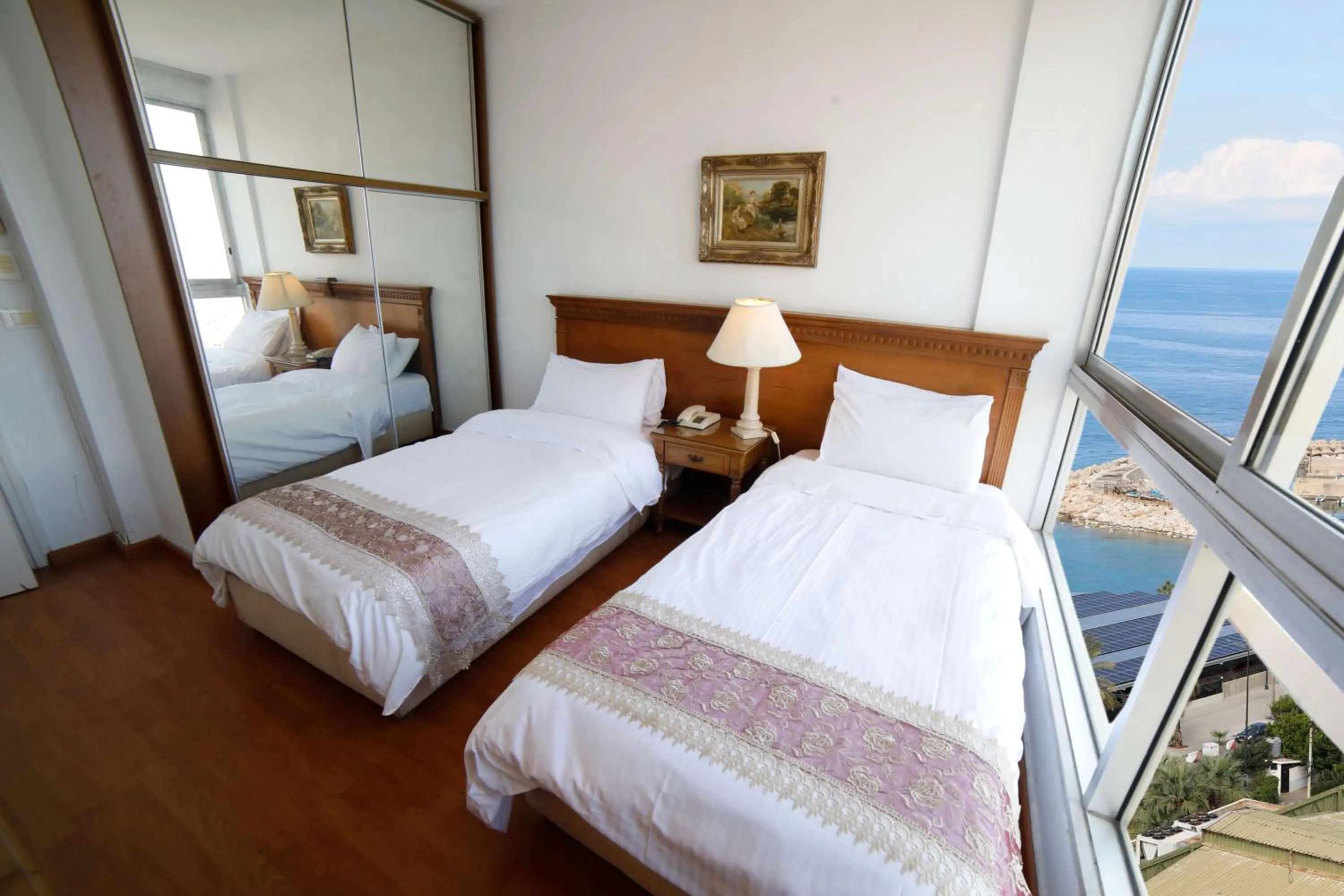 Bedroom, Bed in Holiday Home Suites