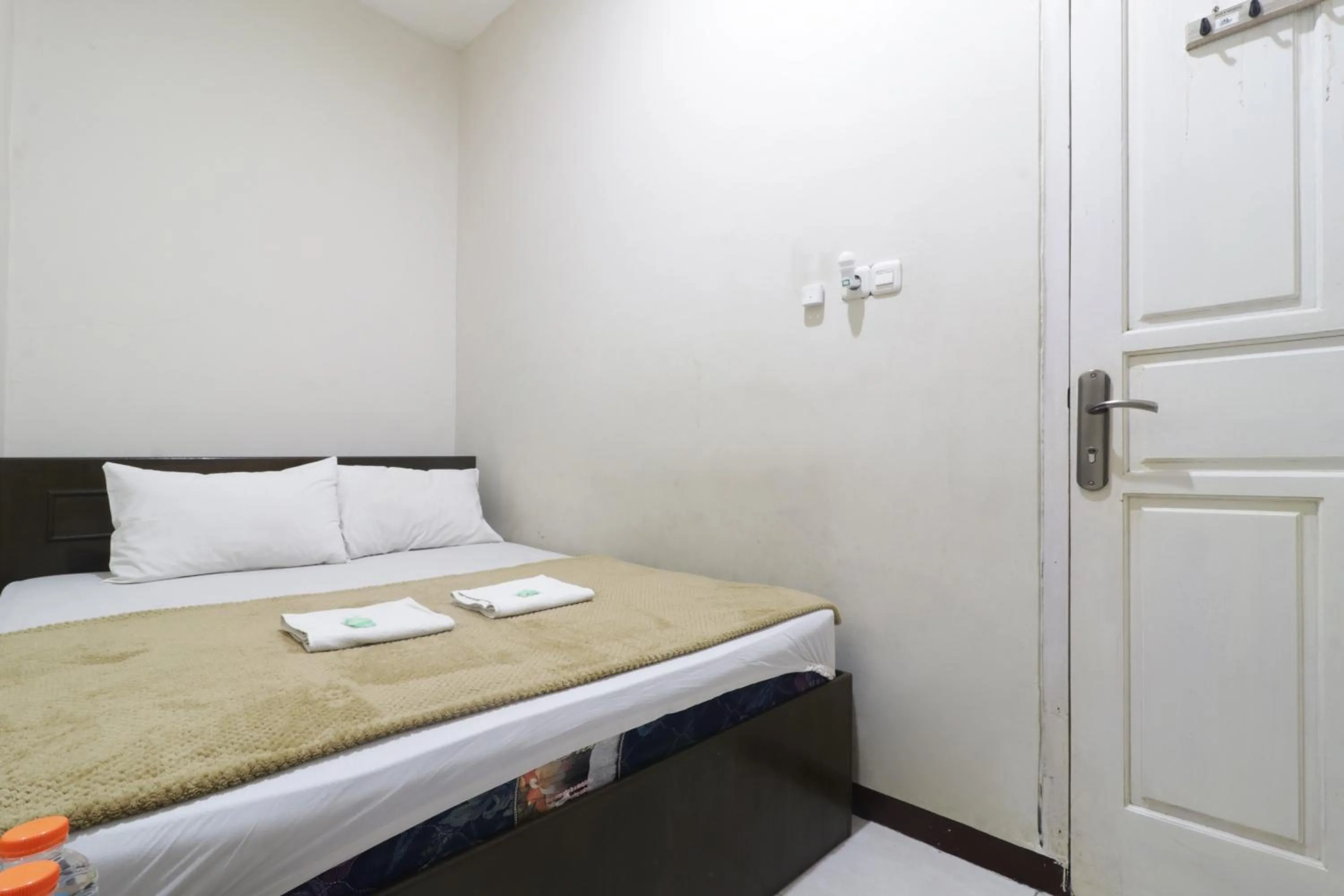 Bedroom, Bed in Hotel Omah Ampel Syariah