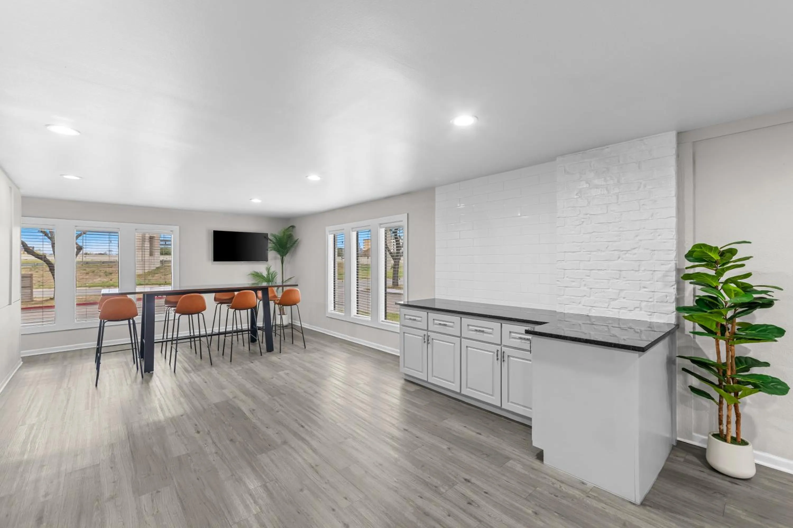 Breakfast in Americas Best Value Inn Austin