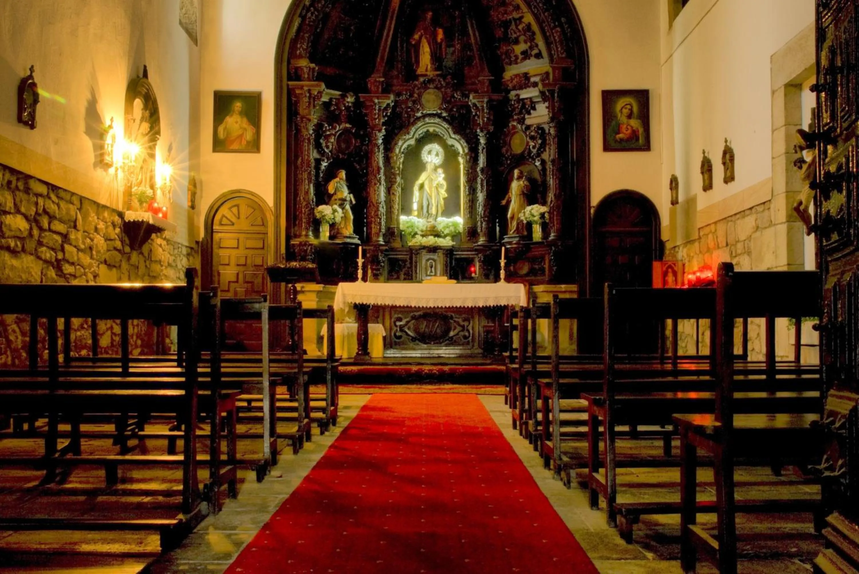 Property building in Hotel Casona El Arral