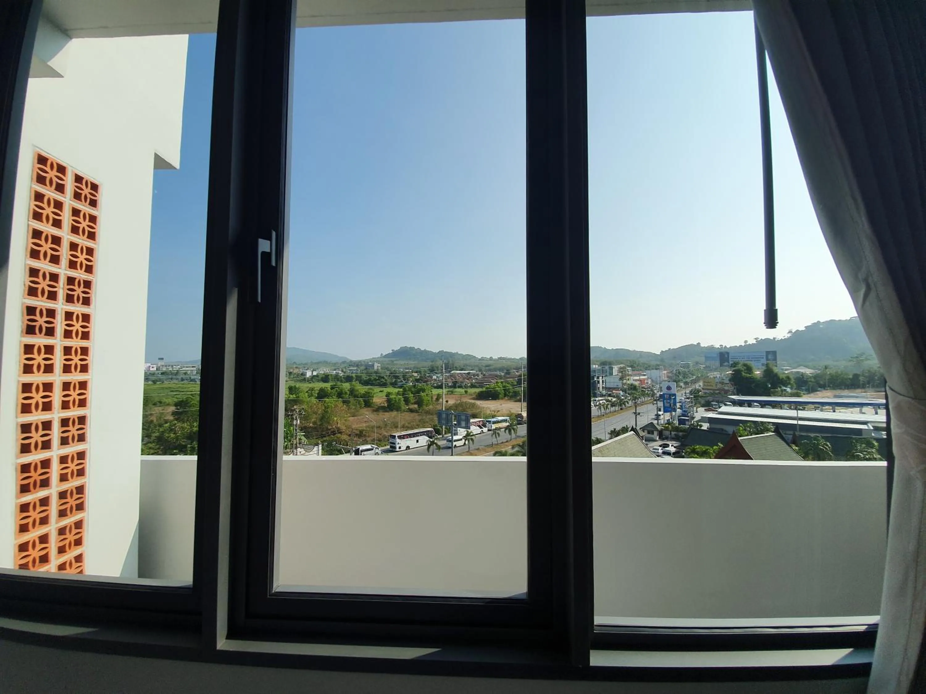 Day in Atom Phuket Hotel