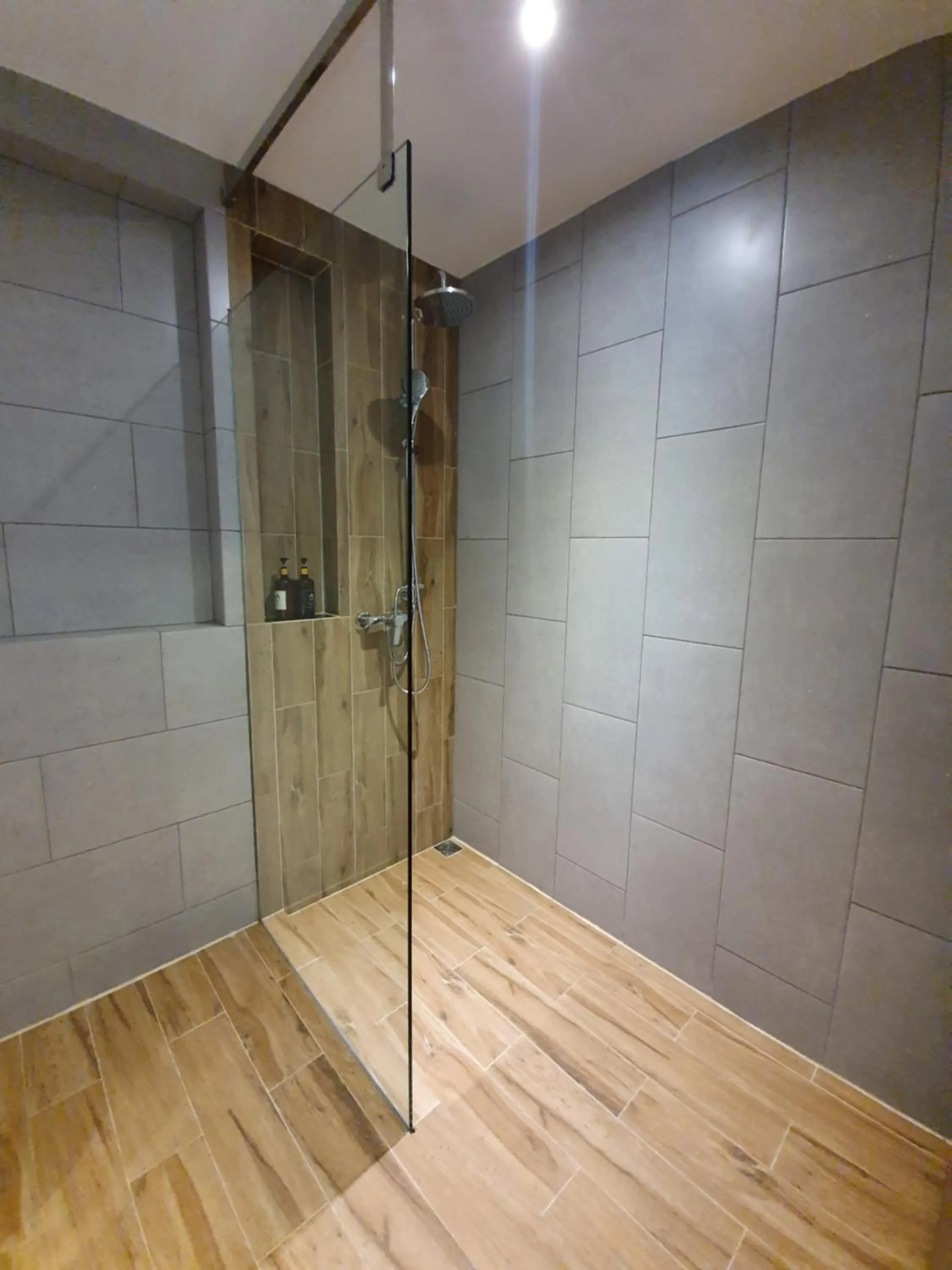 Shower in Atom Phuket Hotel
