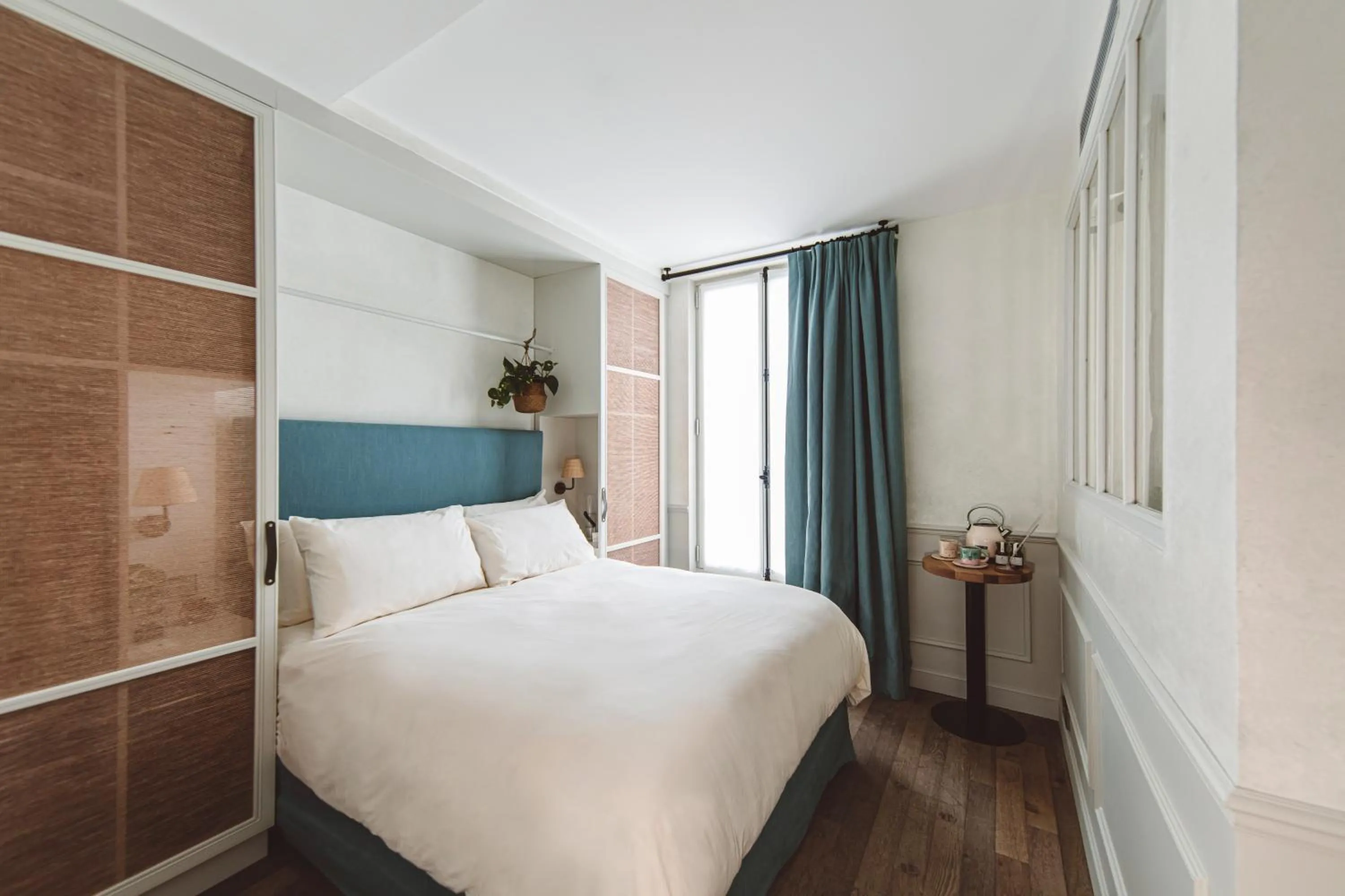  STANDARD SINGLE ROOM in HOY Paris - Yoga Hotel