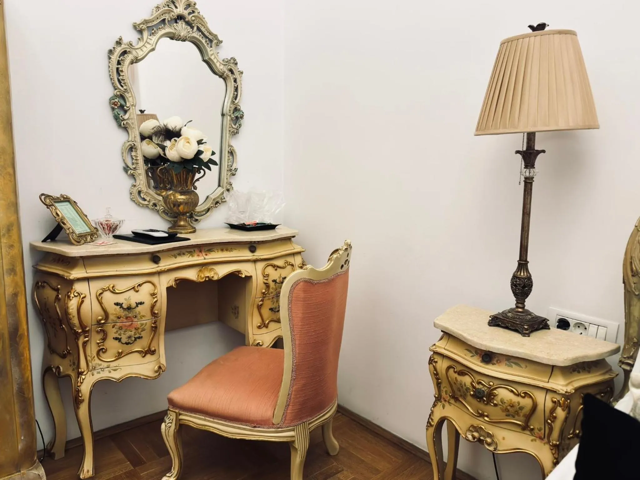 Bedroom in Conacul Coroanei Luxury Boutique Hotel