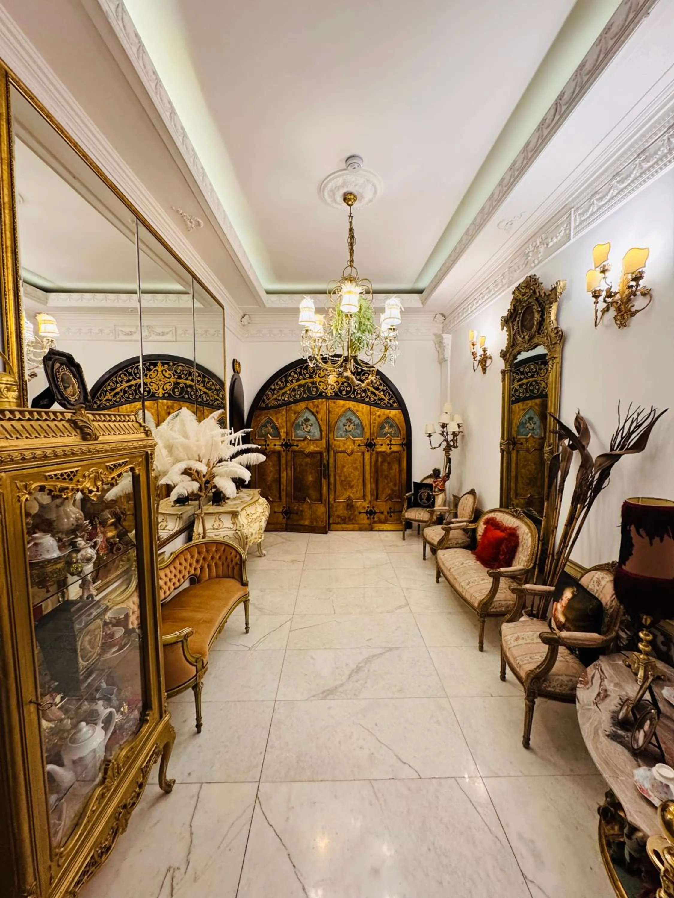 Lobby or reception in Conacul Coroanei Luxury Boutique Hotel