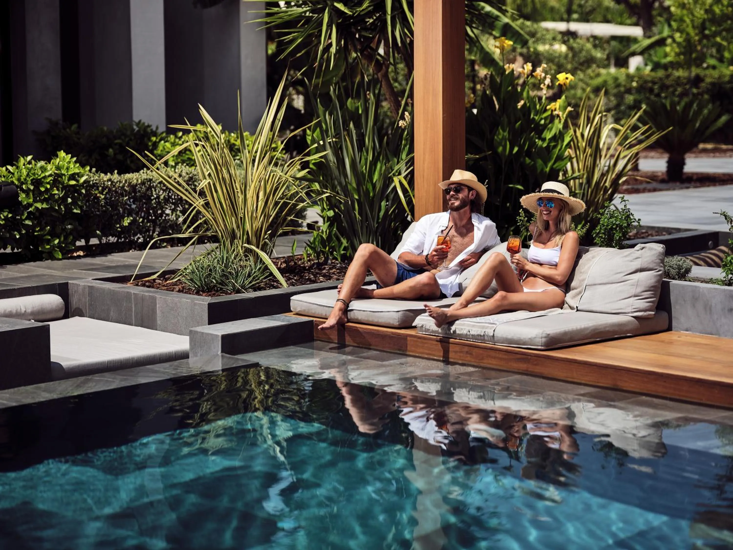 Swimming pool in Contessina Suites & Spa - Adults Only