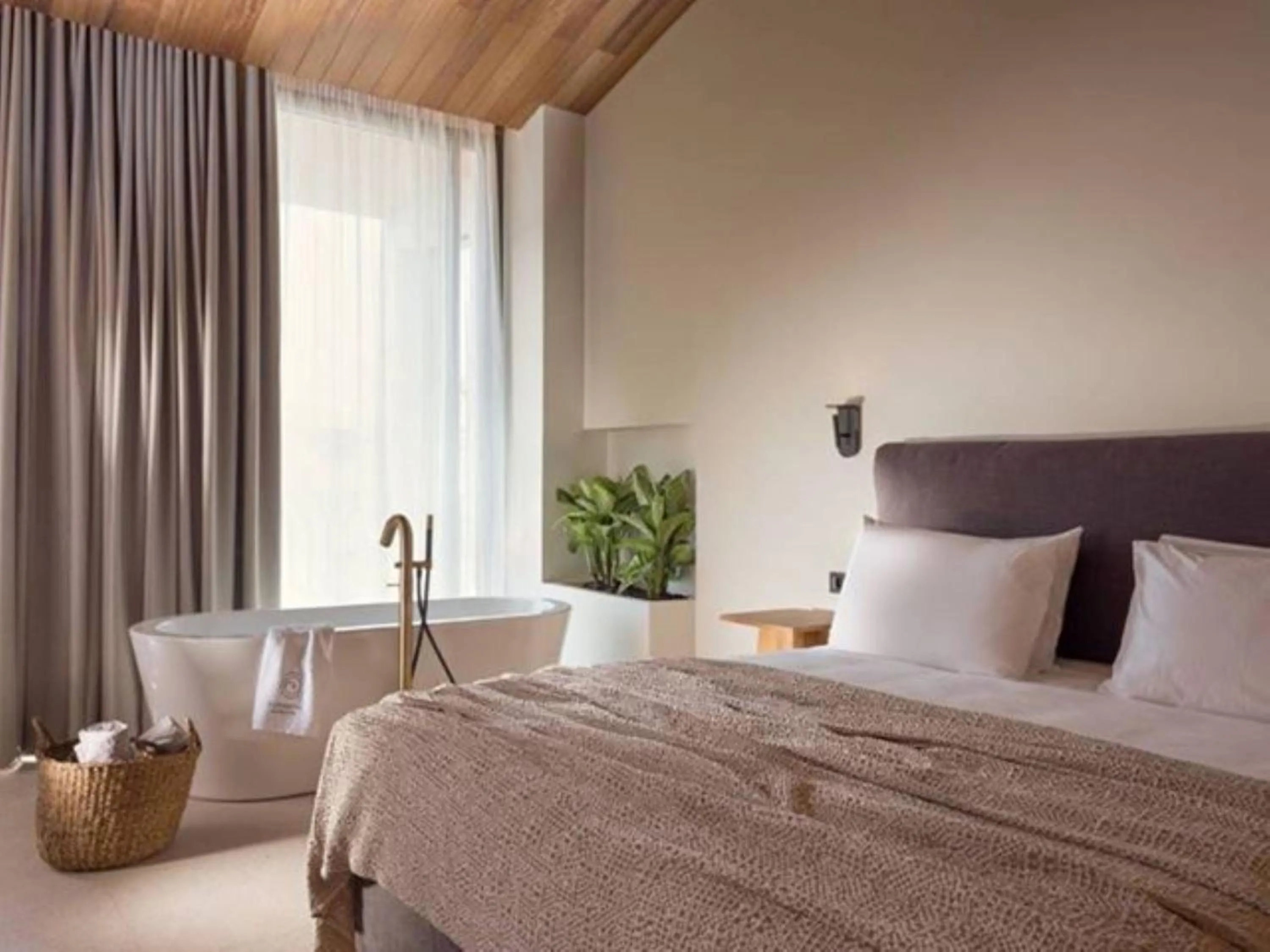 Bedroom, Bed in Contessina Suites & Spa - Adults Only