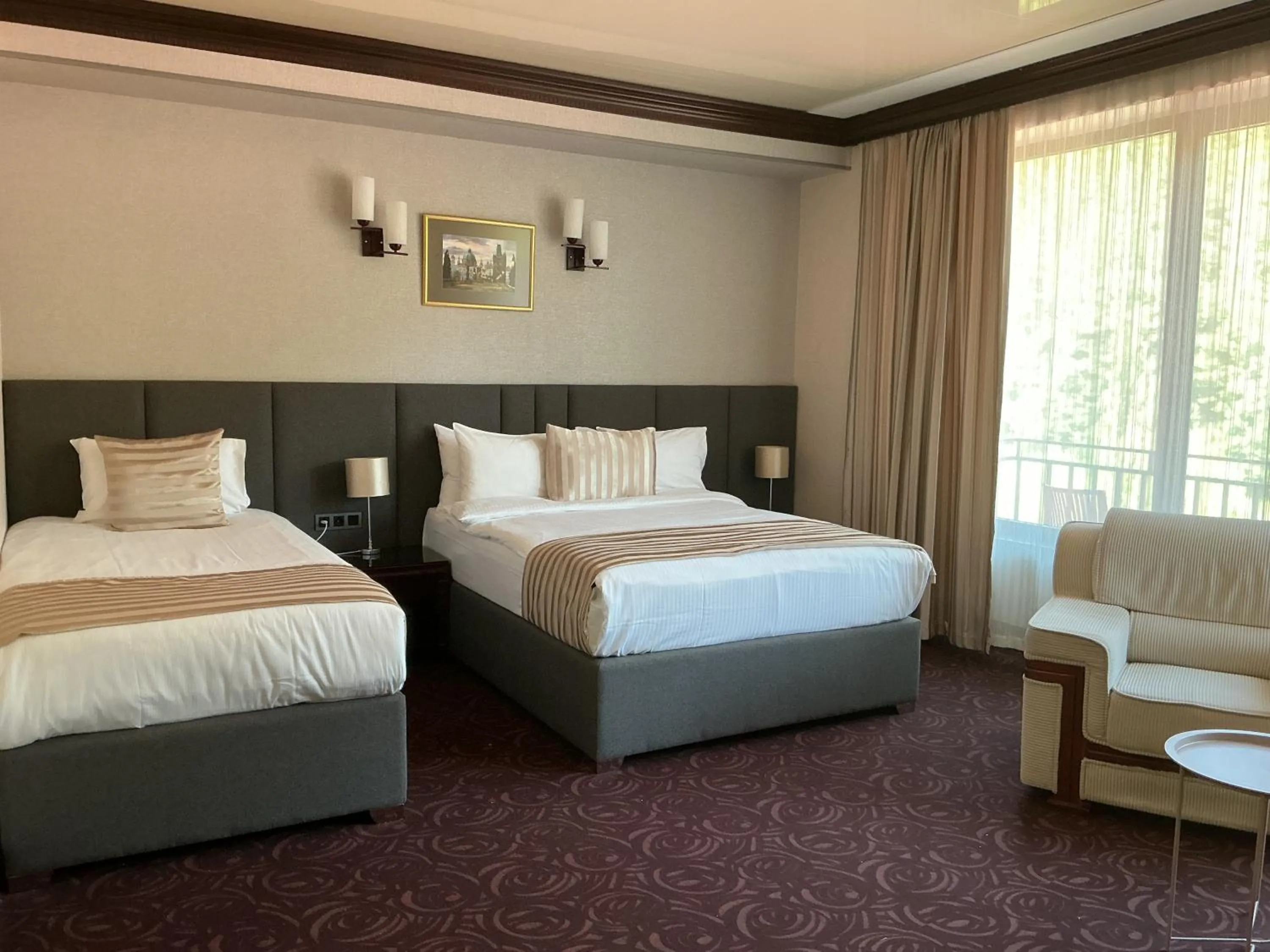 Deluxe King Room in Best Western Plus Paradise Hotel Dilijan