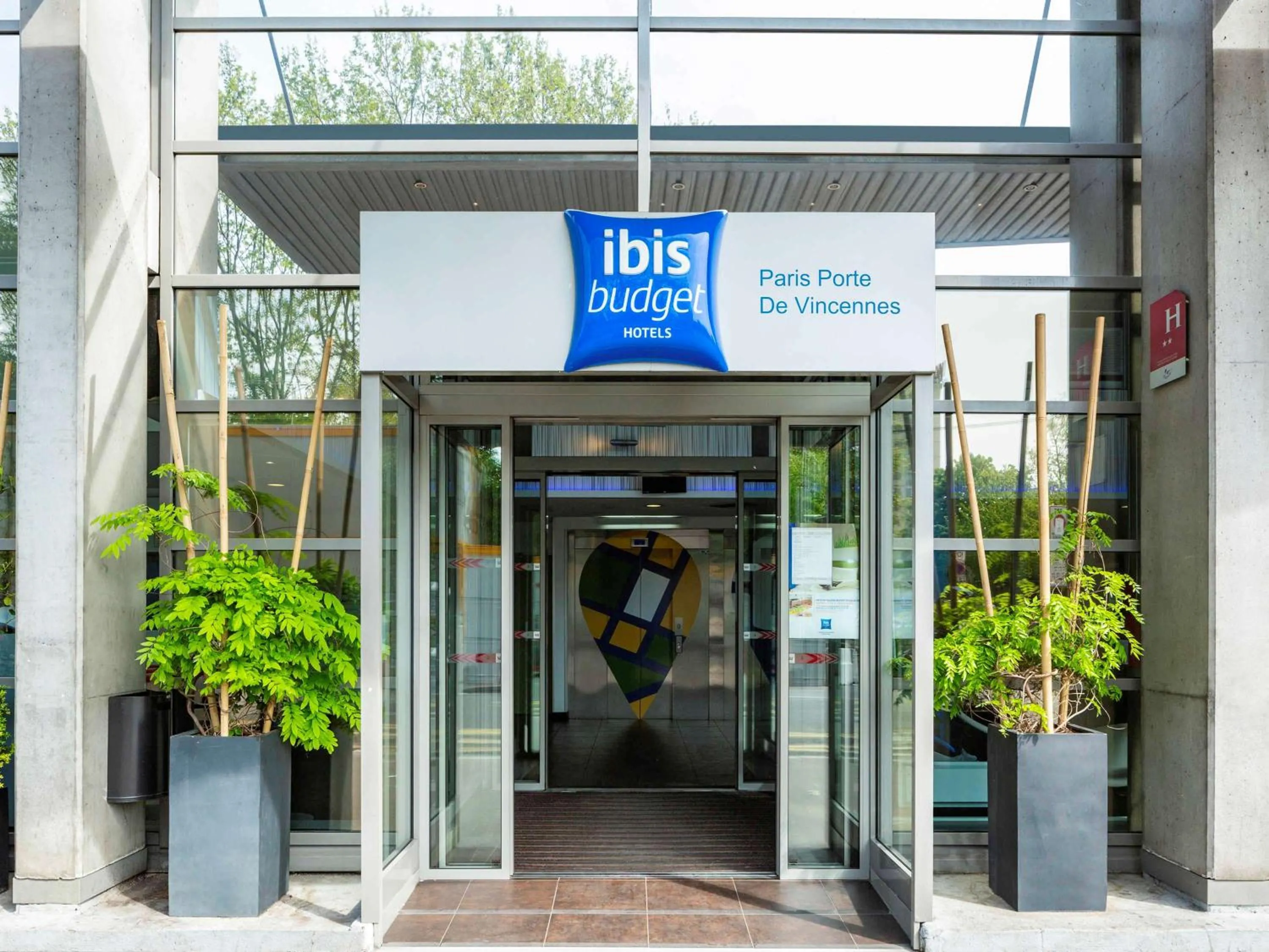 Property building in ibis budget Paris Porte de Vincennes
