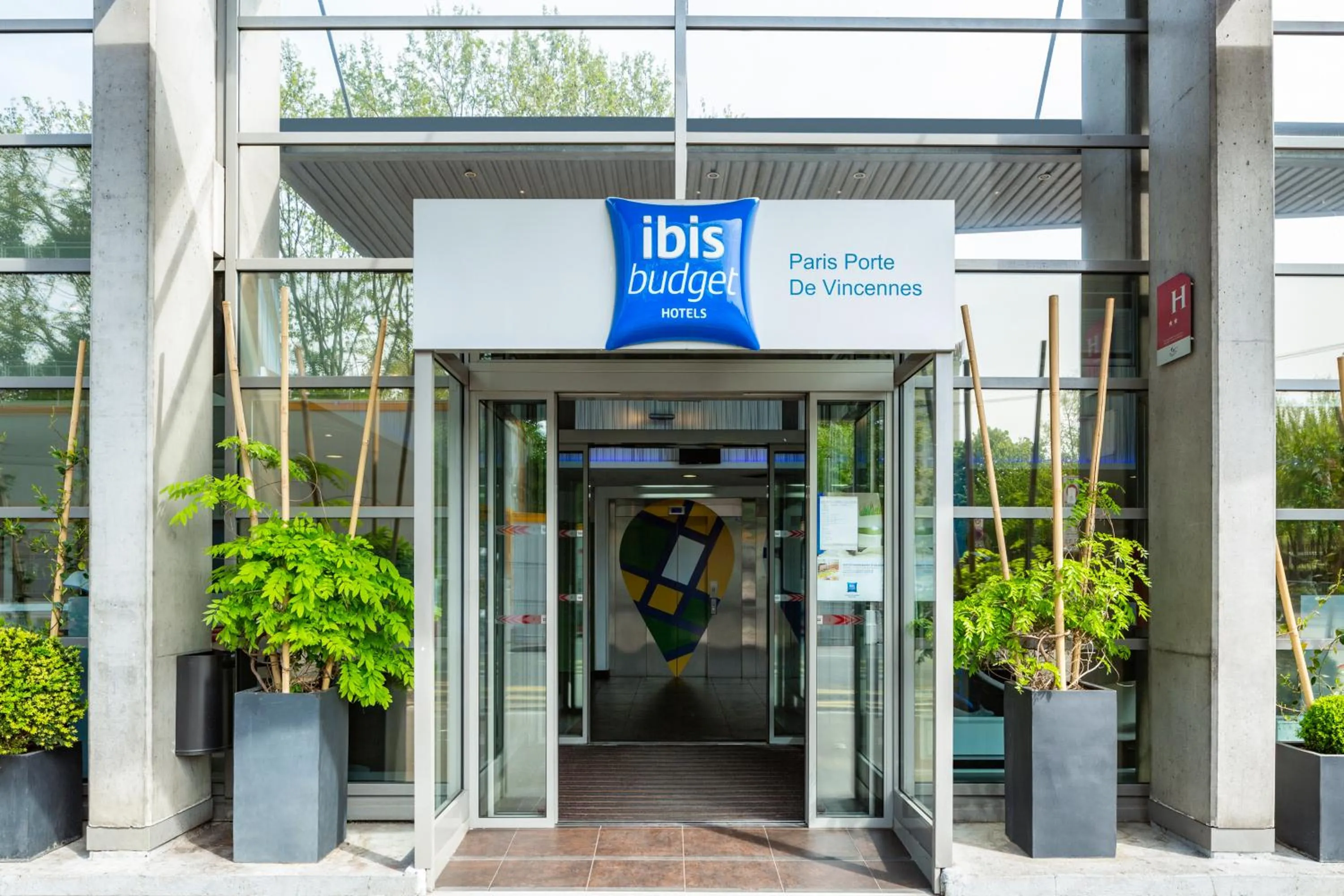 Property building in ibis budget Paris Porte de Vincennes