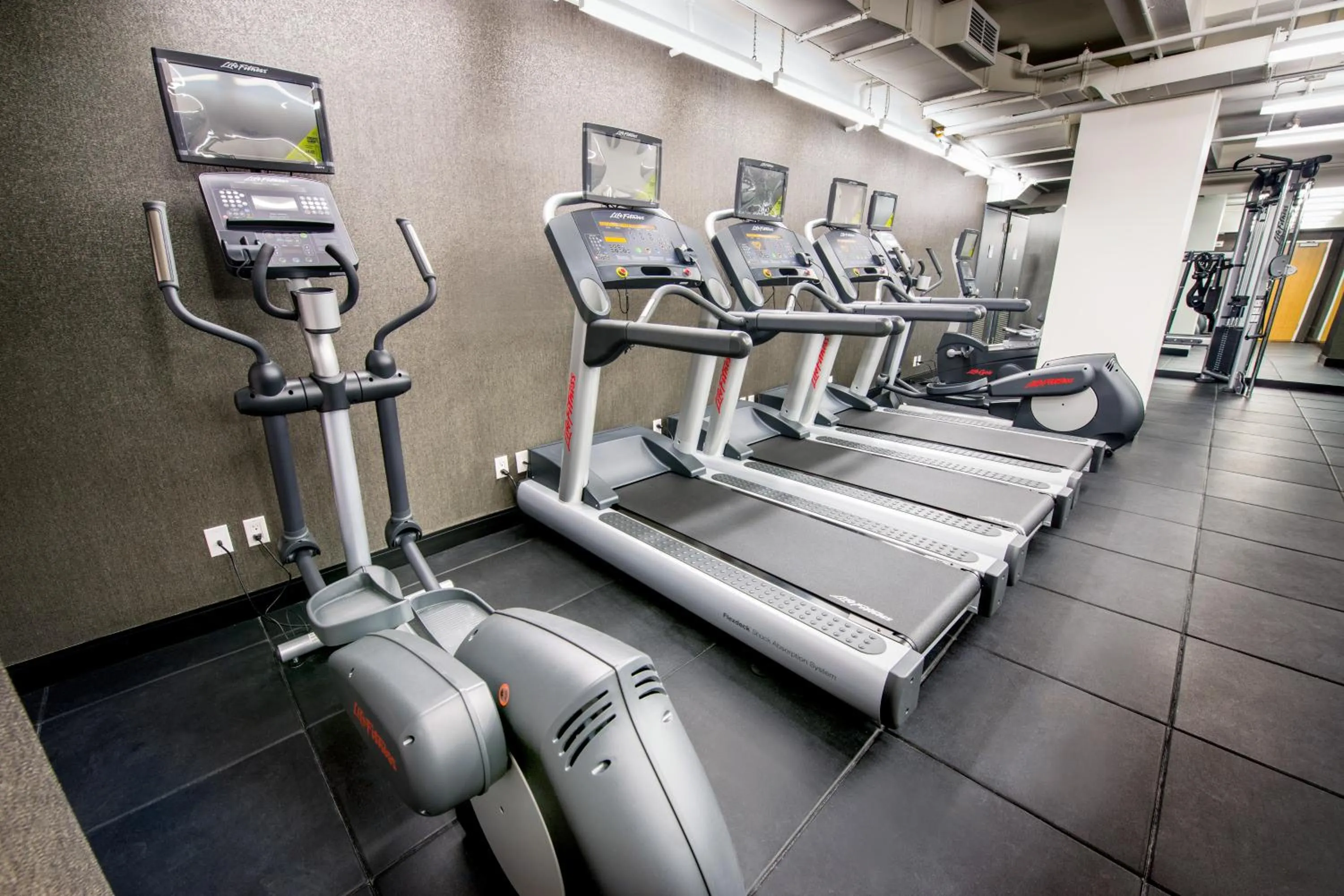 Fitness centre/facilities in Hotel Beacon