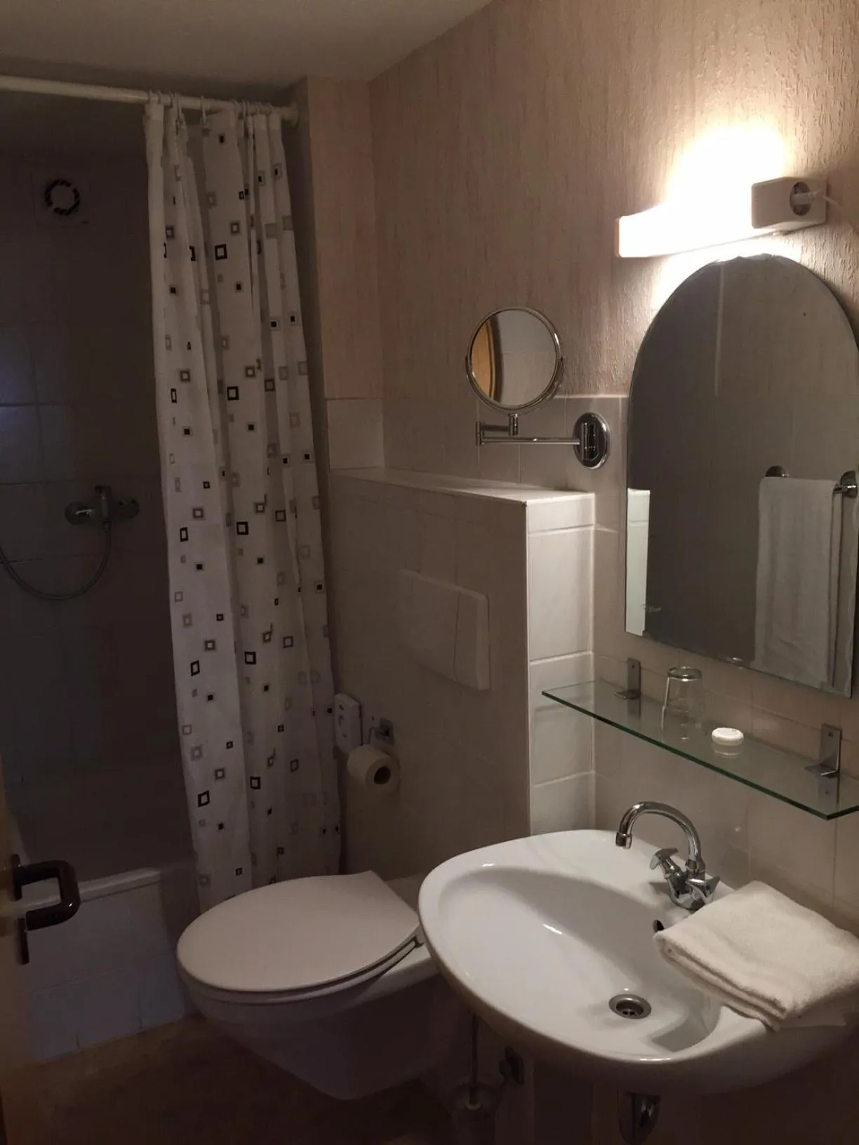 Bathroom in Landhotel Grätz