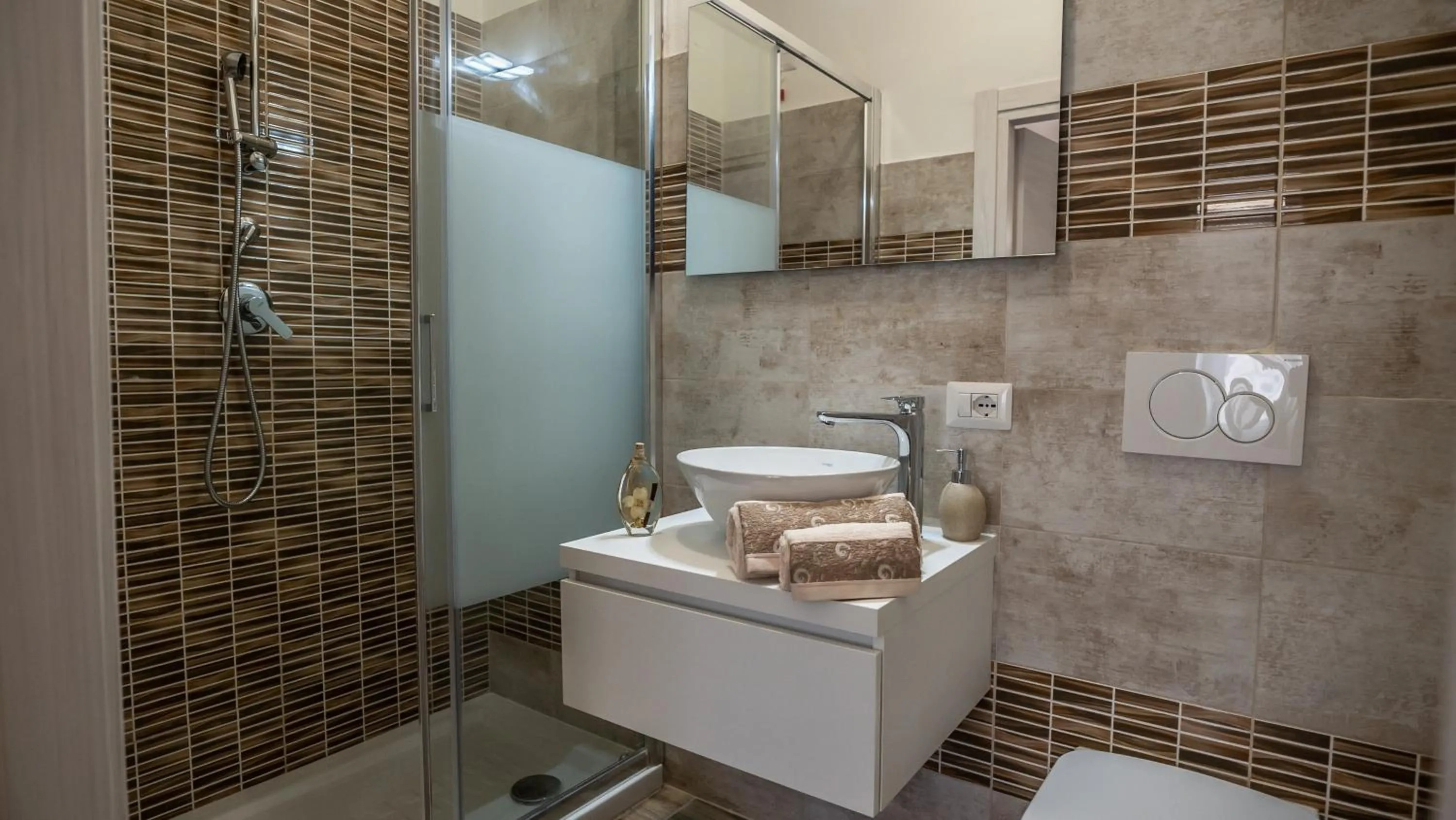 Shower in BOSS Guest House