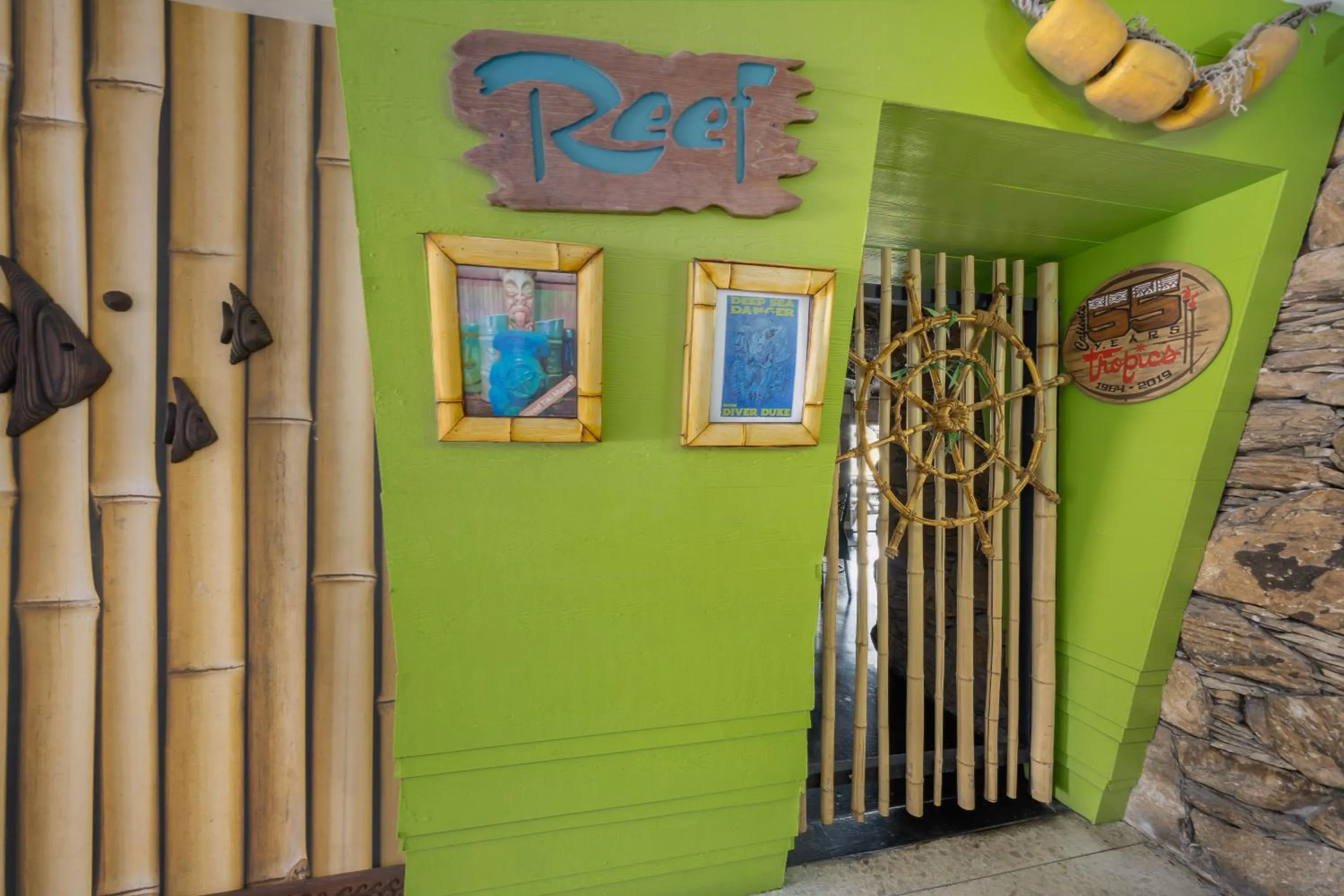 Facade/entrance in Caliente Tropics