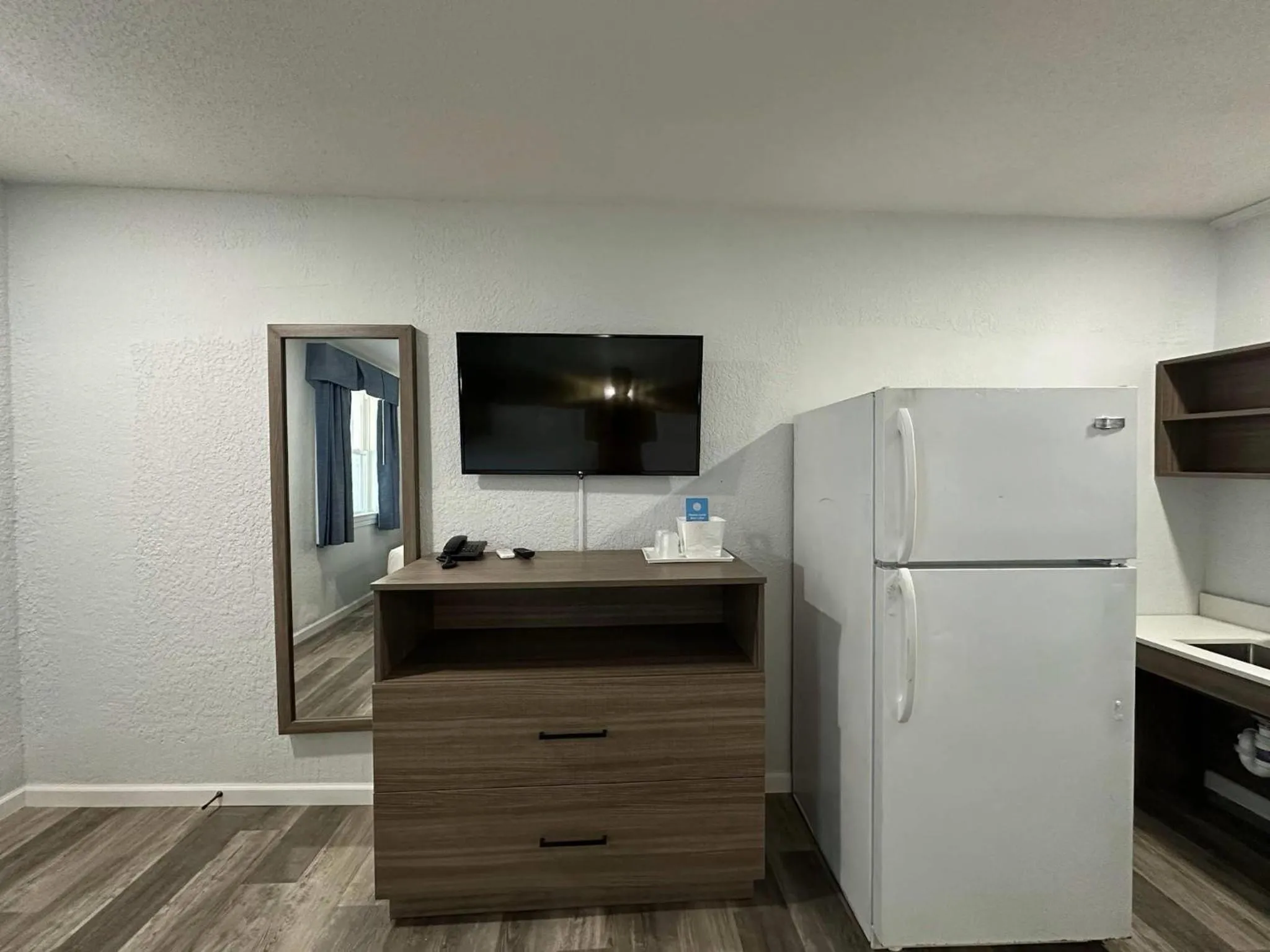 Bedroom in Suburban Studios Newport News - Hampton