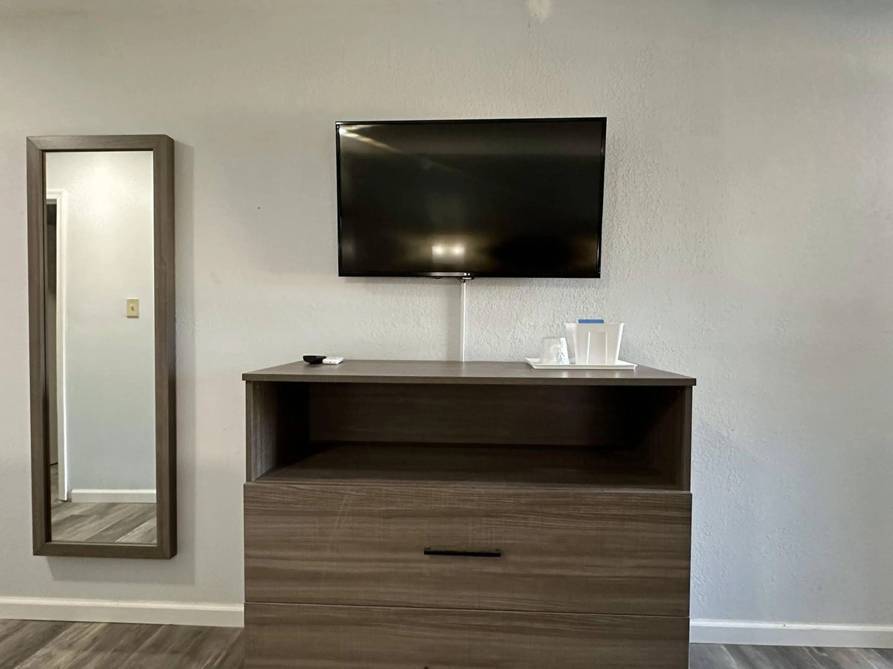 Bedroom in Suburban Studios Newport News - Hampton