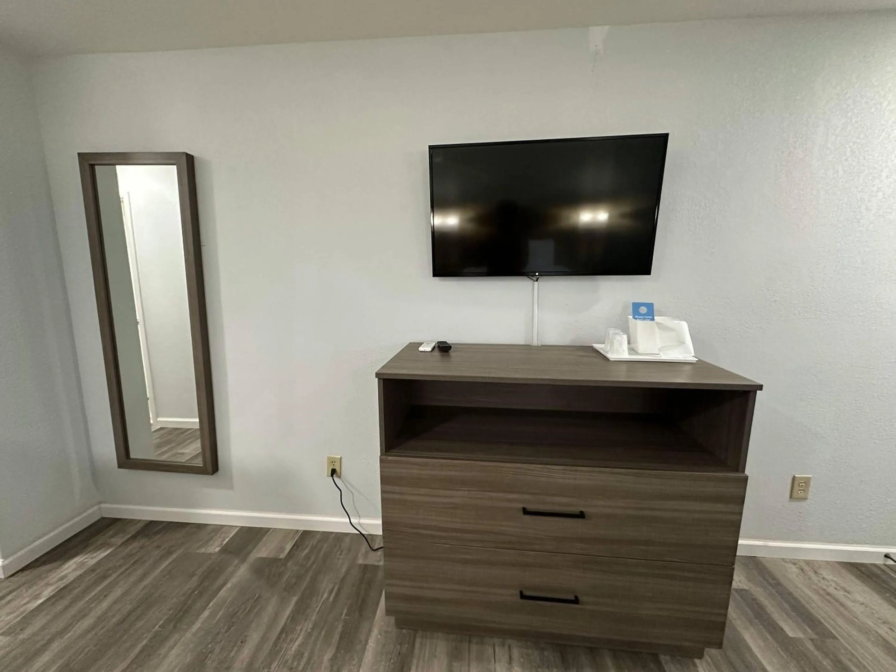 Bedroom in Suburban Studios Newport News - Hampton