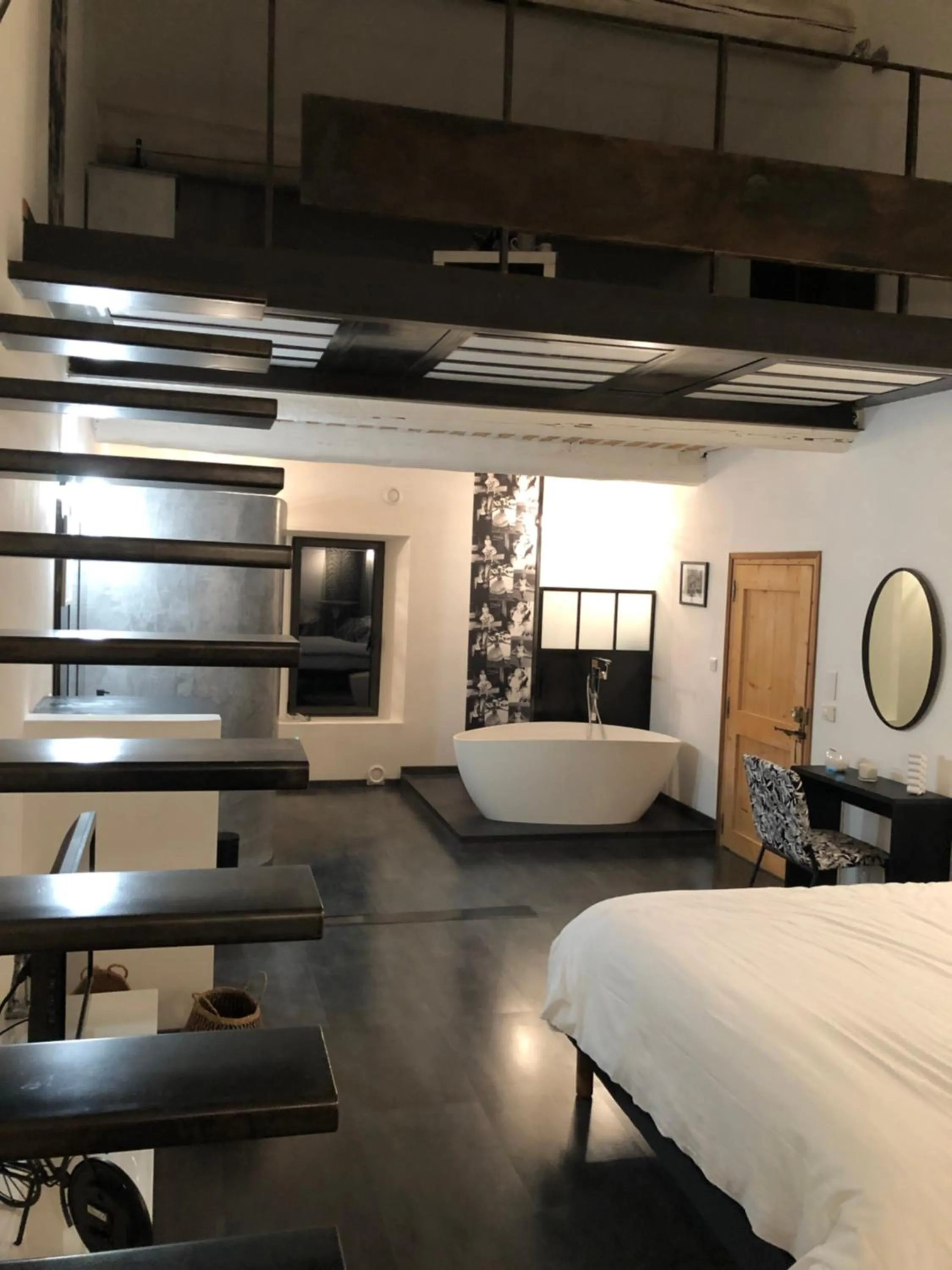 Bedroom, Bed in B&B dans Mas en pierres