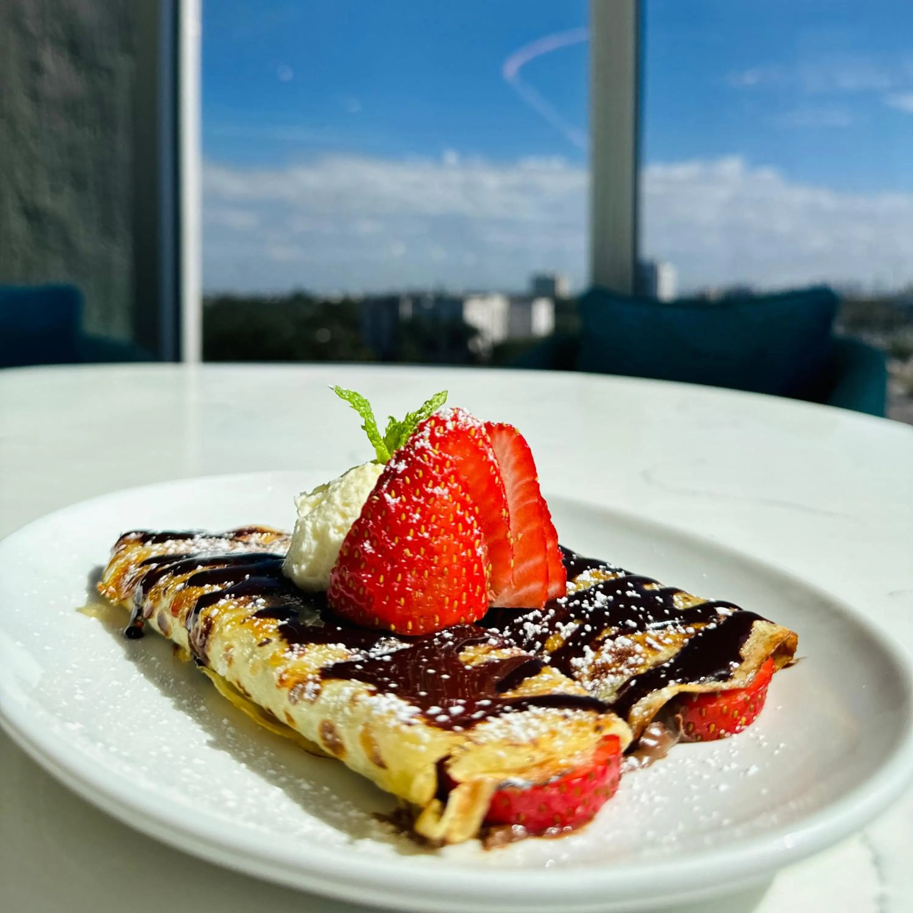 Restaurant/places to eat in Wyndham Garden Miami International Airport