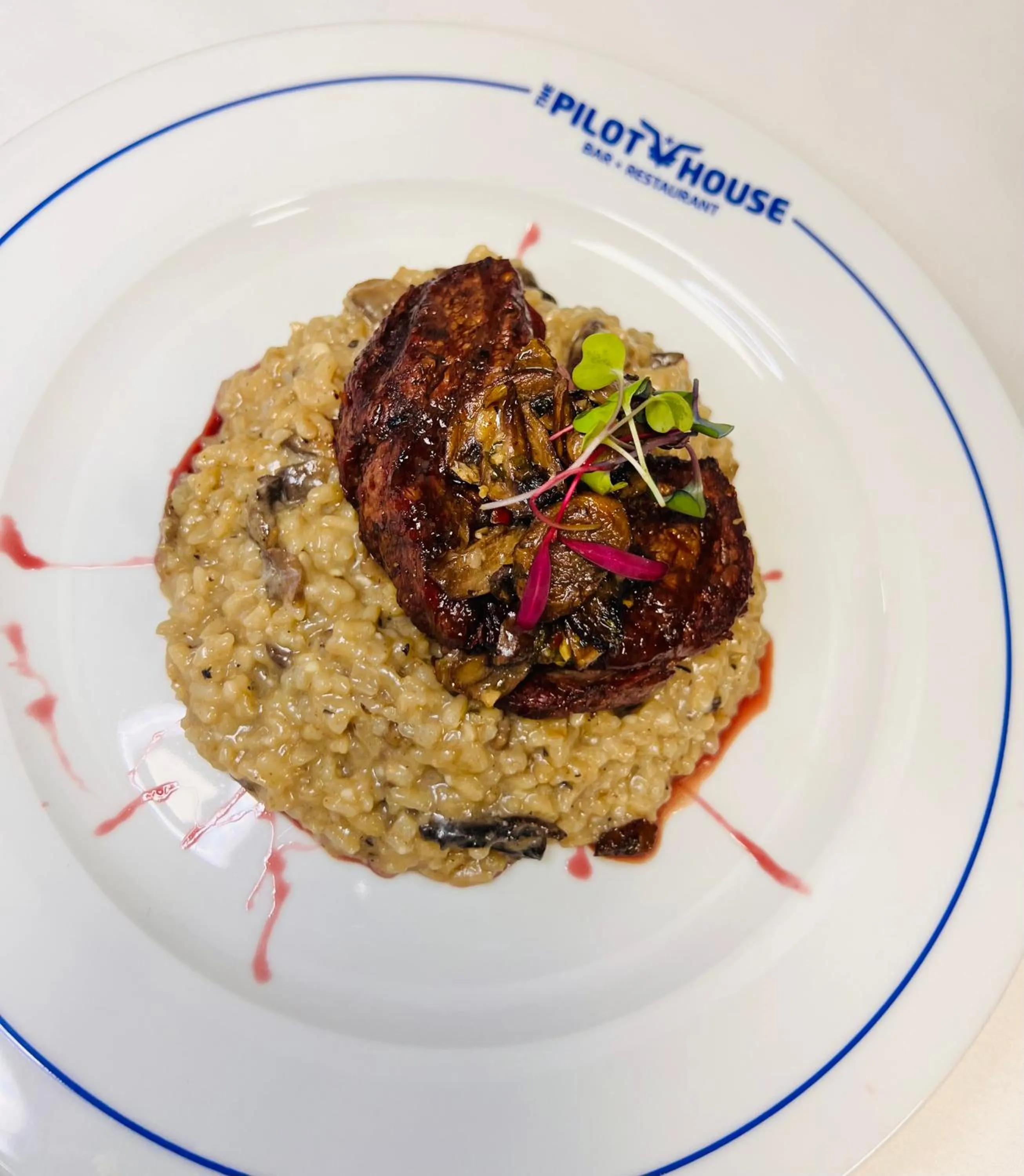 Restaurant/places to eat in Wyndham Garden Miami International Airport