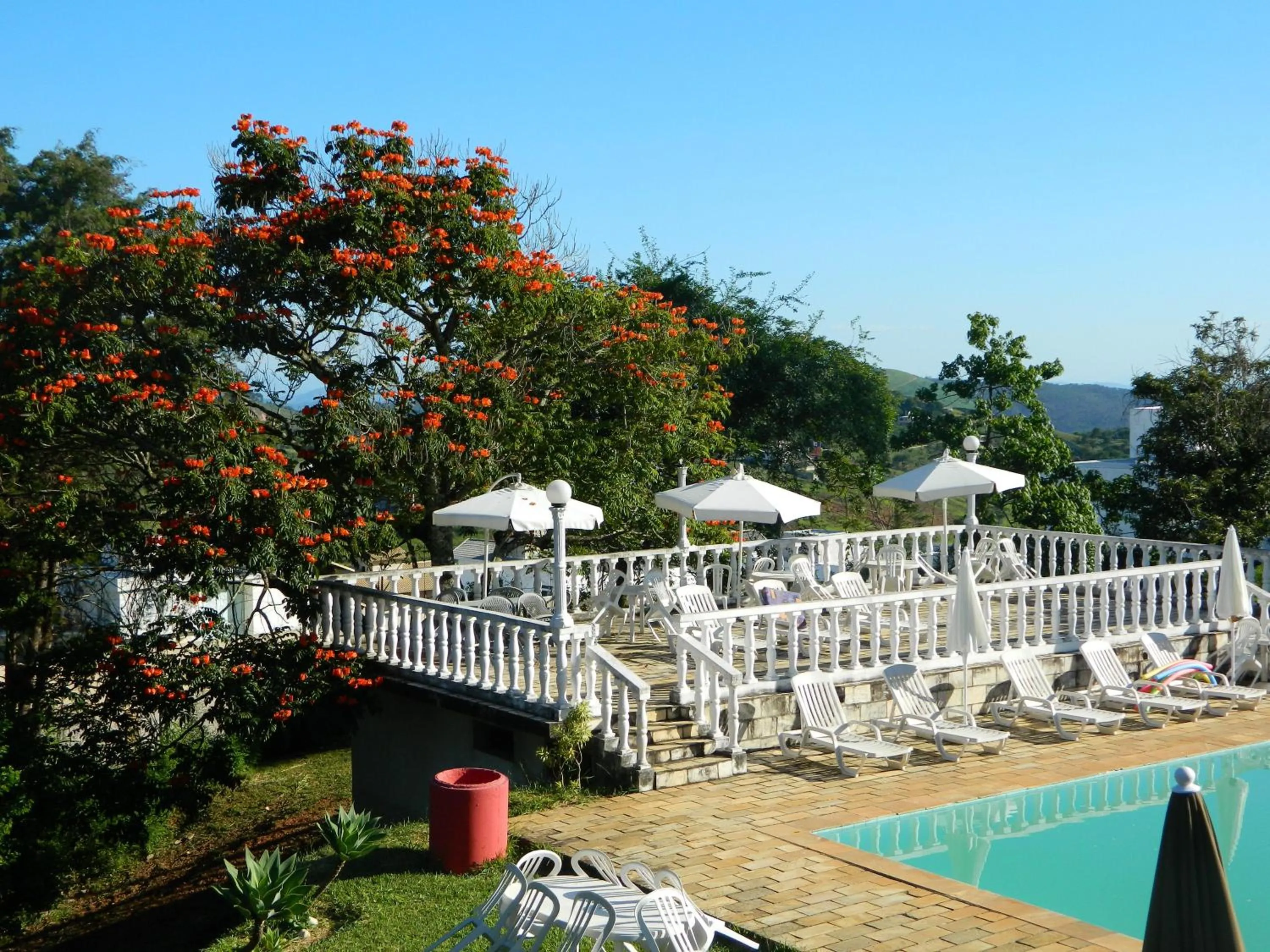Swimming pool in Pousada Aconchego de Minas