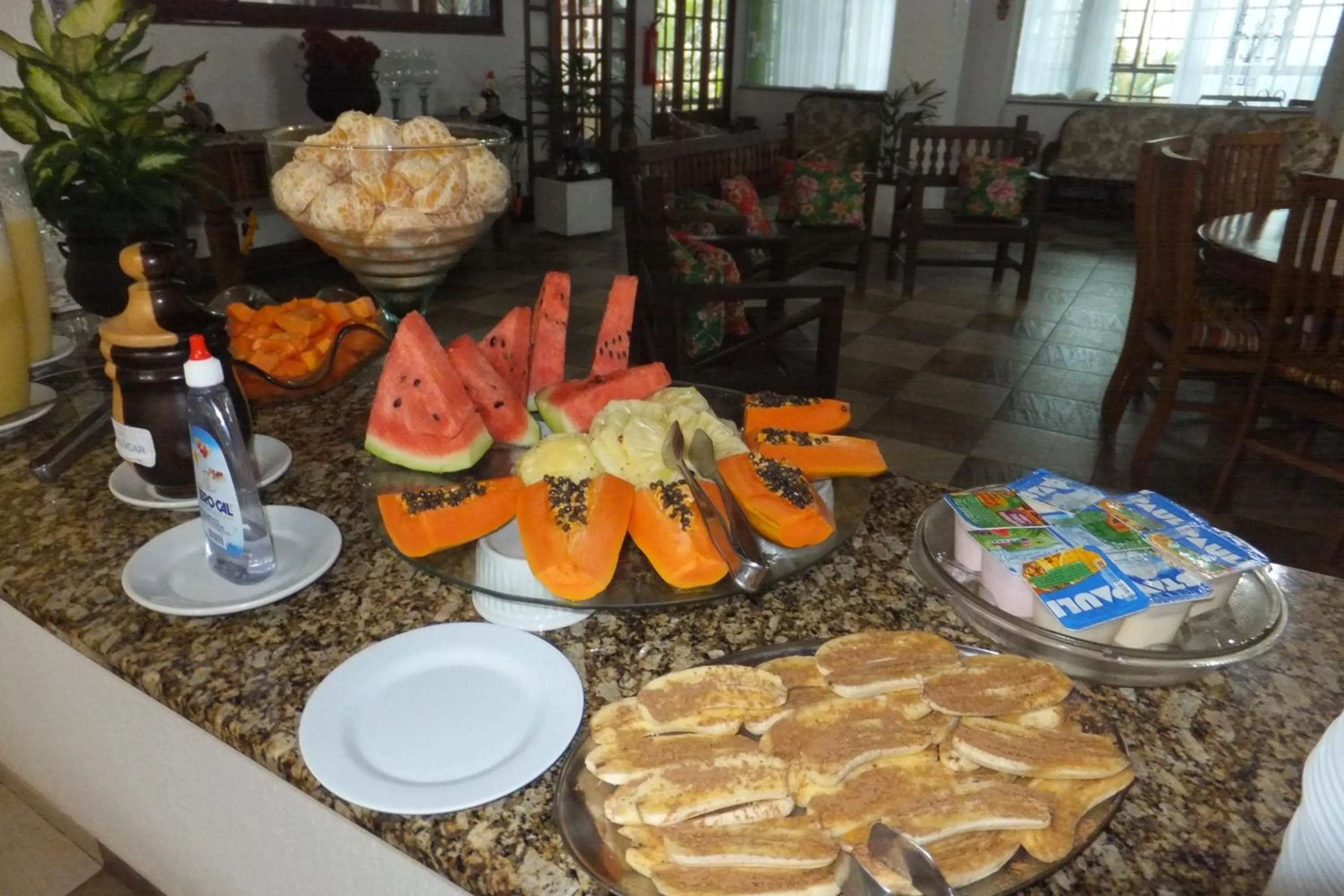 Restaurant/places to eat in Pousada Aconchego de Minas