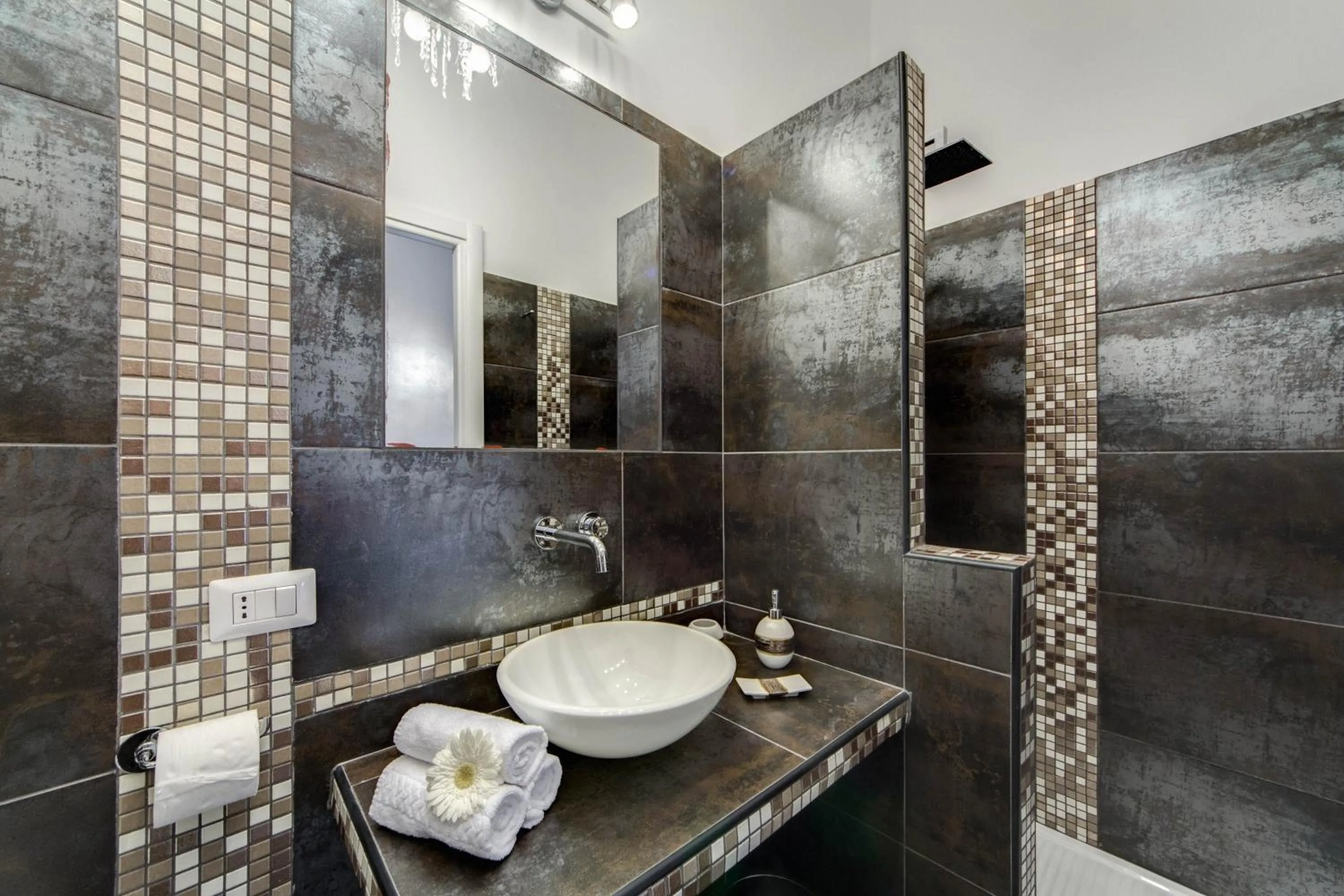 Bathroom in B&B Colosseo Panoramic Rooms