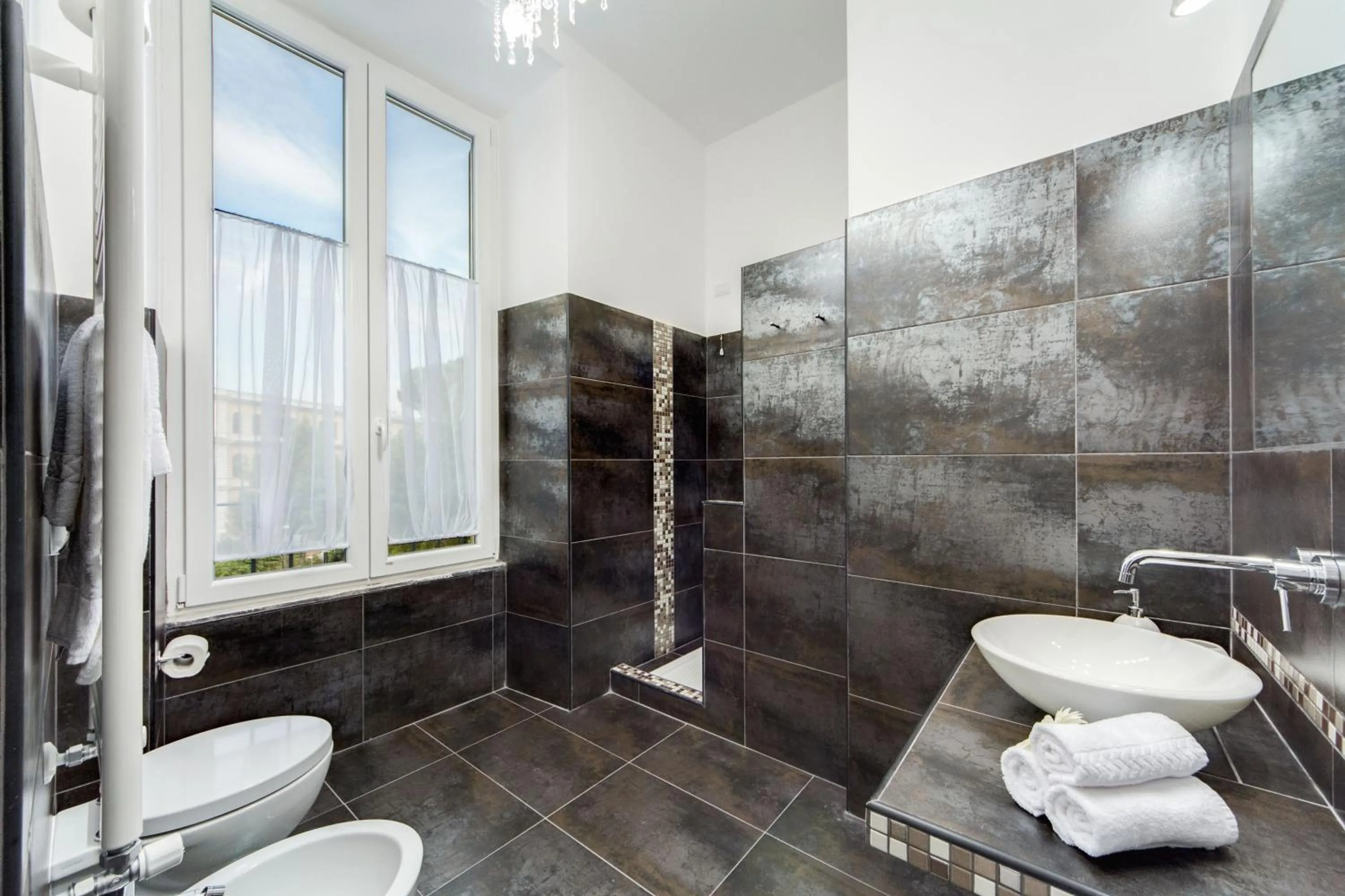 Bathroom in B&B Colosseo Panoramic Rooms