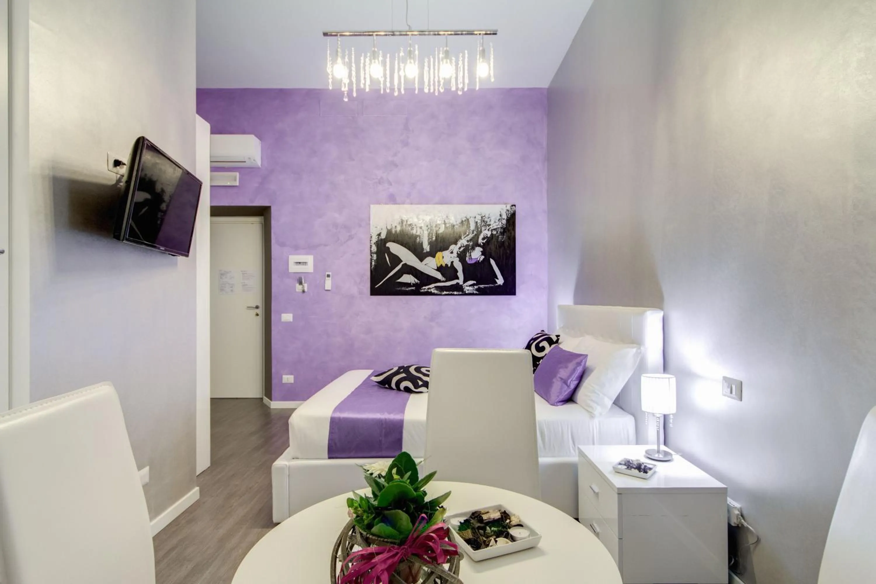 Photo of the whole room, Bed in B&B Colosseo Panoramic Rooms