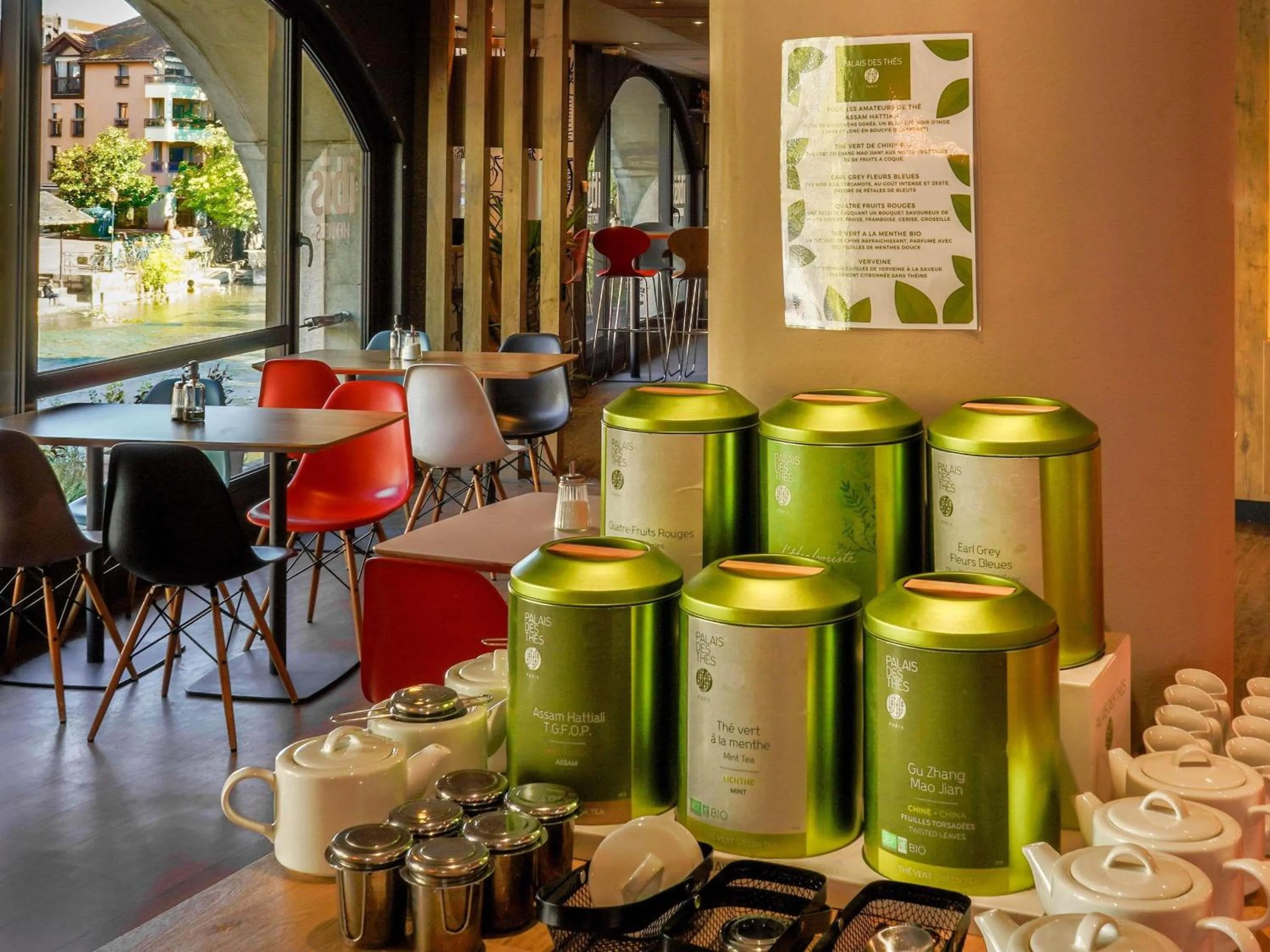 Property building in ibis Annecy Centre Vieille Ville