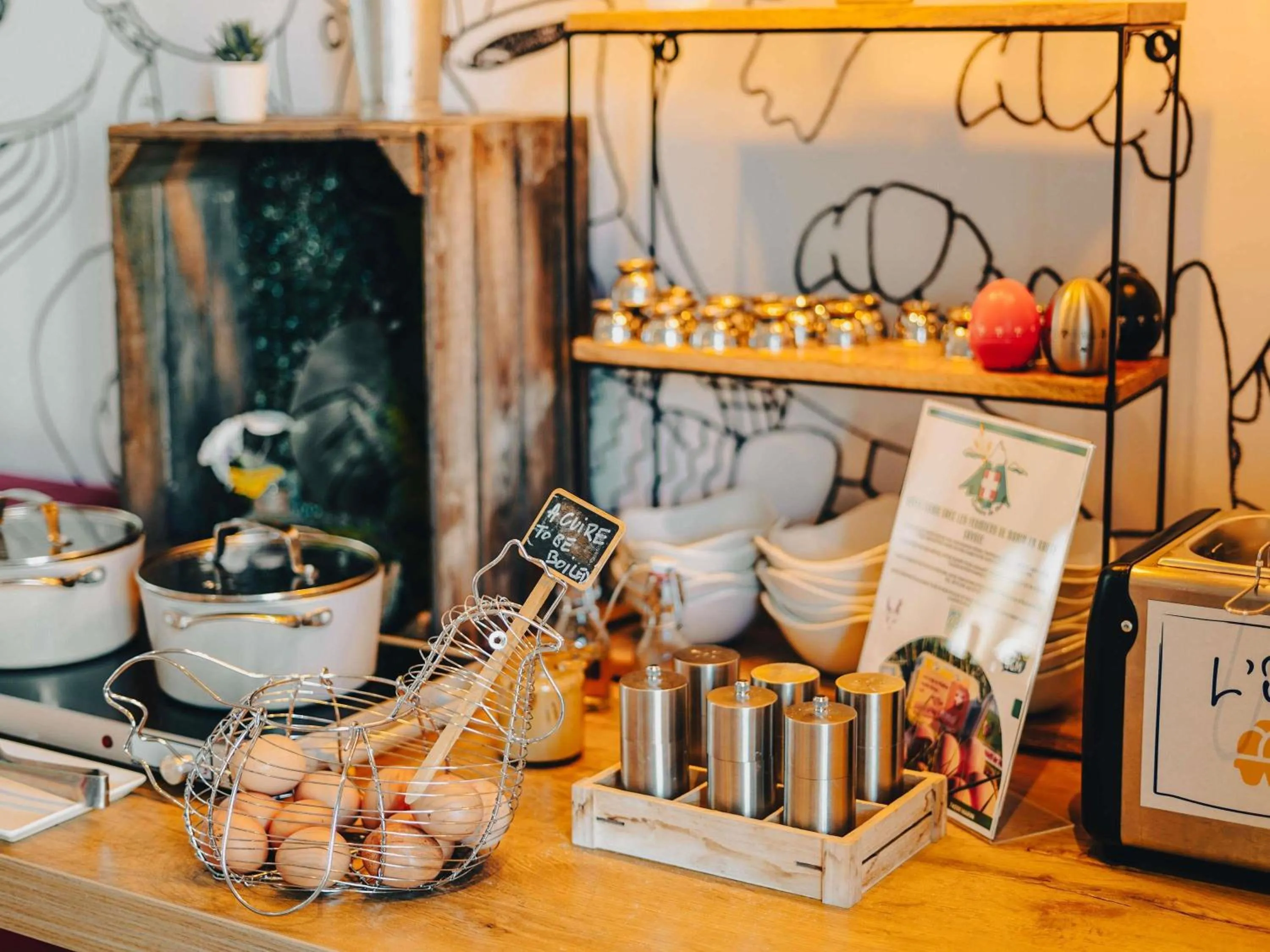 Breakfast in ibis Annecy Centre Vieille Ville