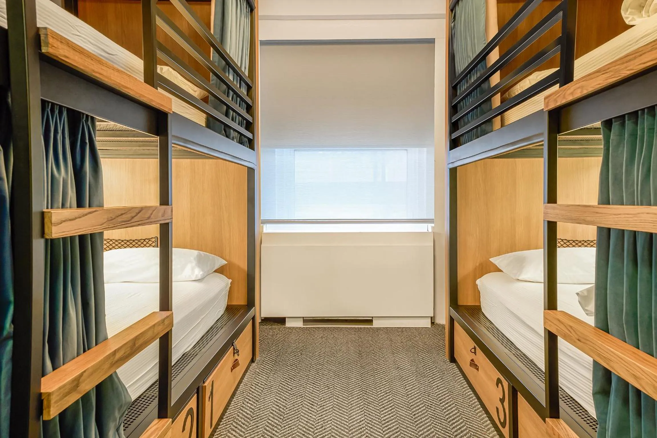 Bed in Paramount Times Square - A Generator Hotel