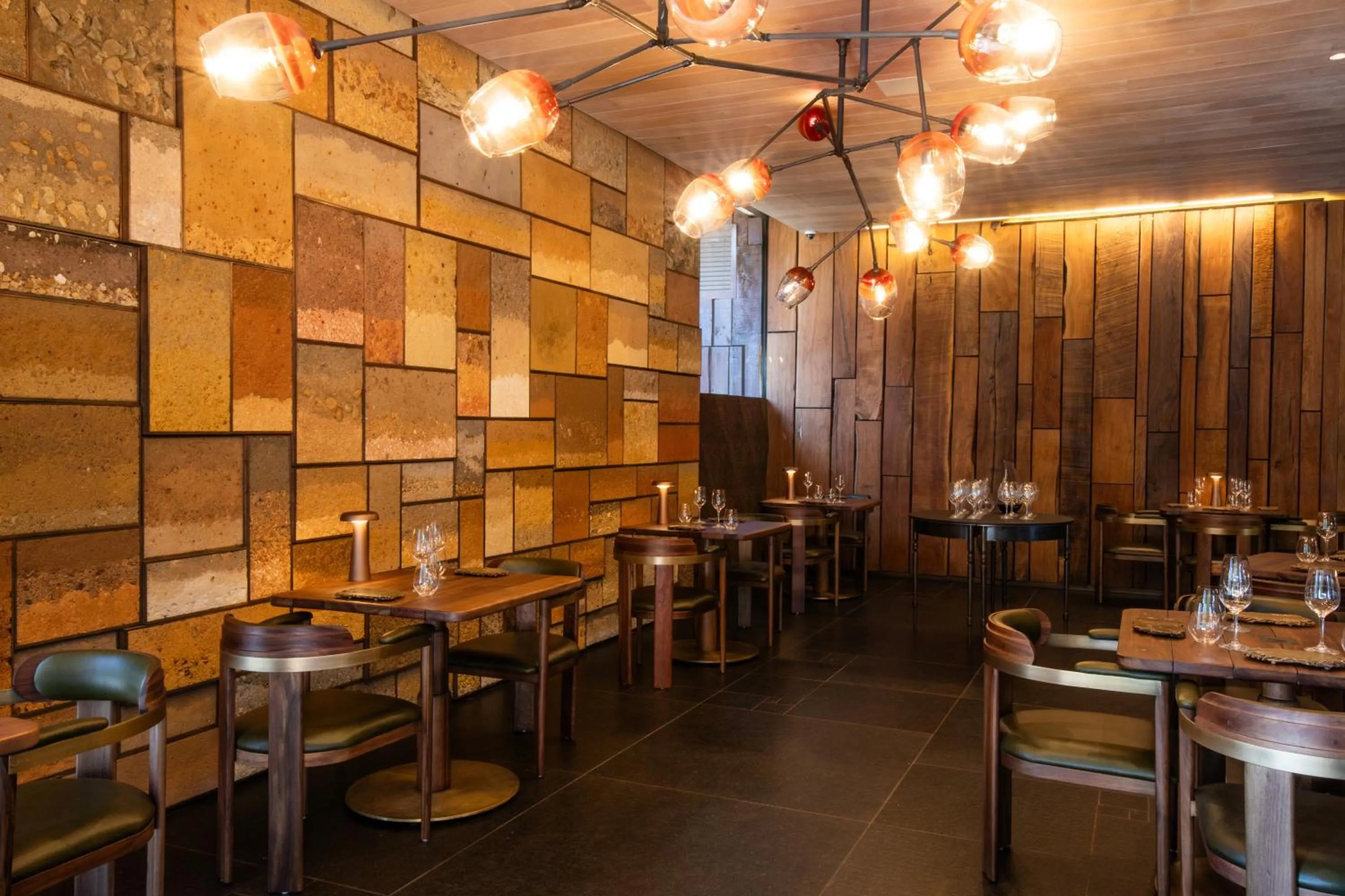 Restaurant/places to eat in Ellerman House