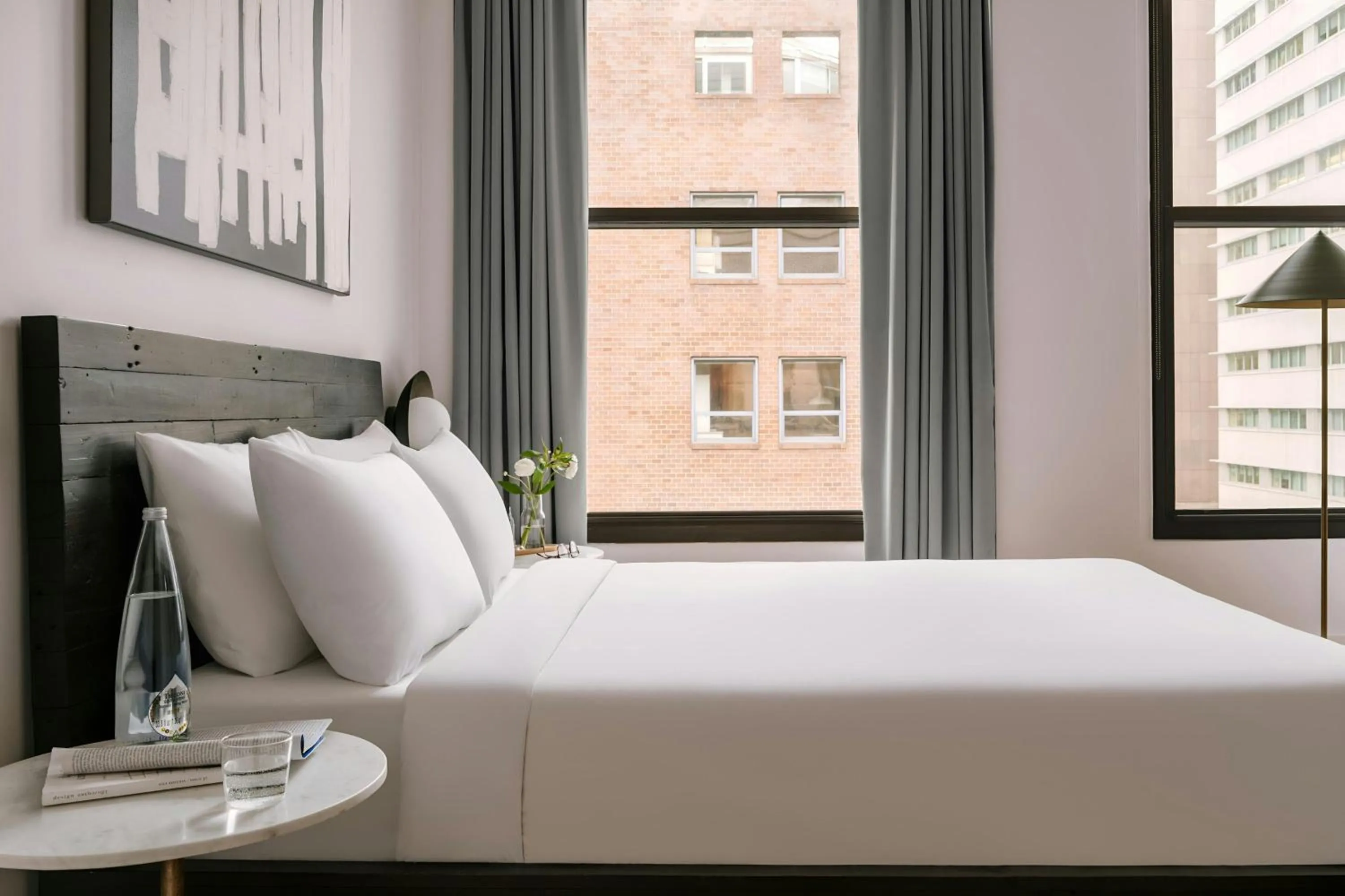 Bedroom, Bed in Duane Street Hotel Tribeca, Sonder by Marriott Bonvoy