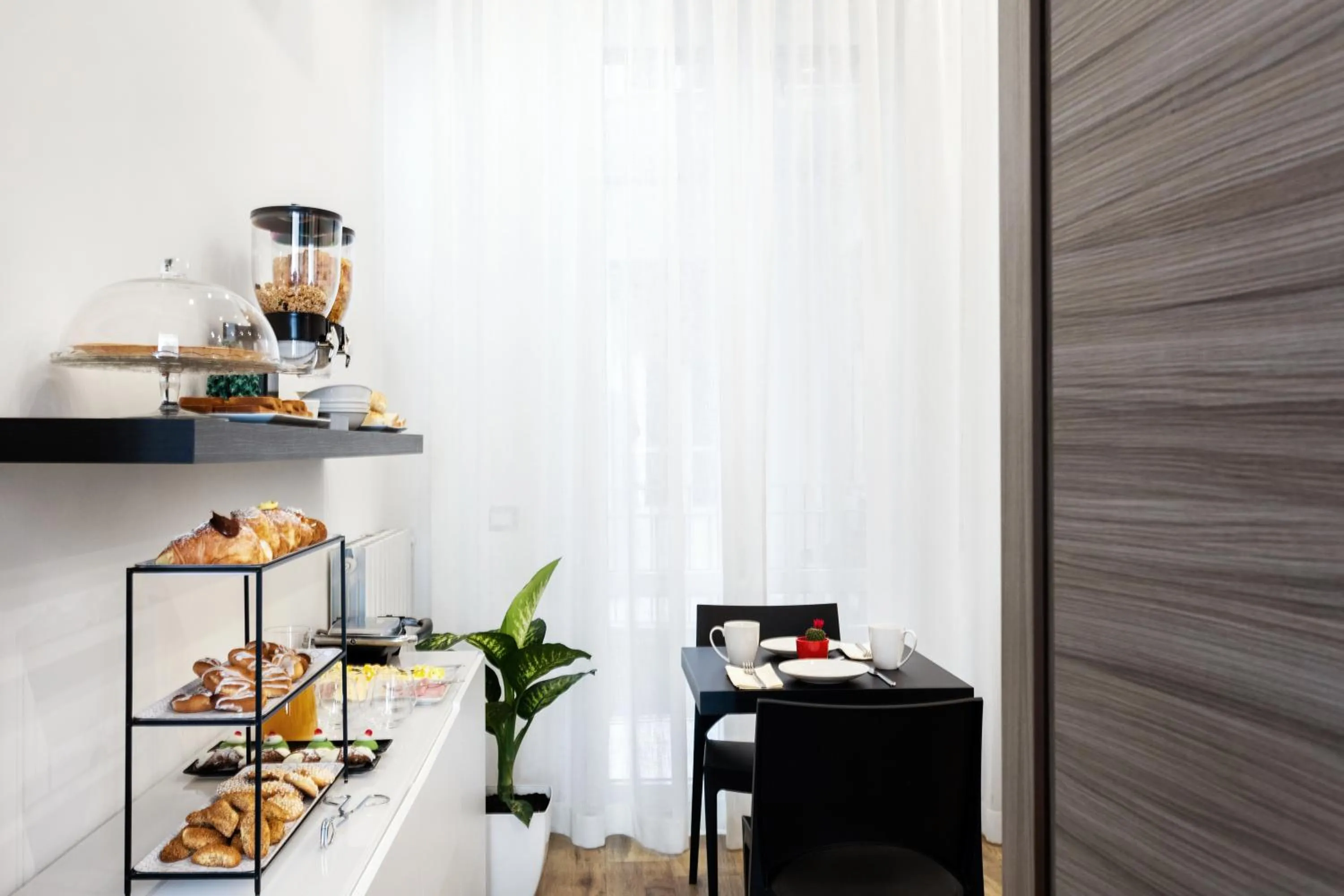 Communal kitchen in Lighea aqua suites and breakfast