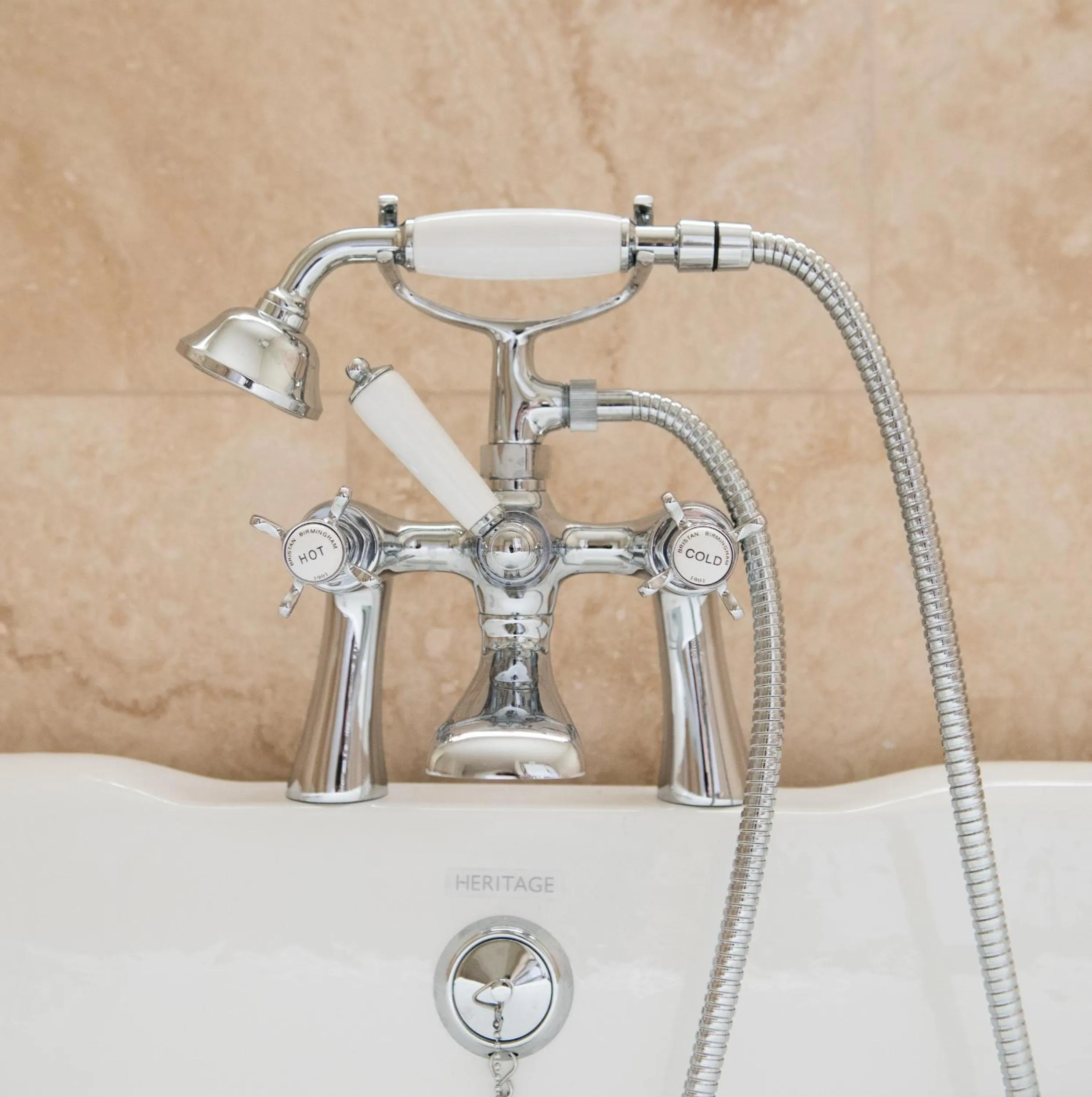 Bathroom in Plumber Manor Hotel