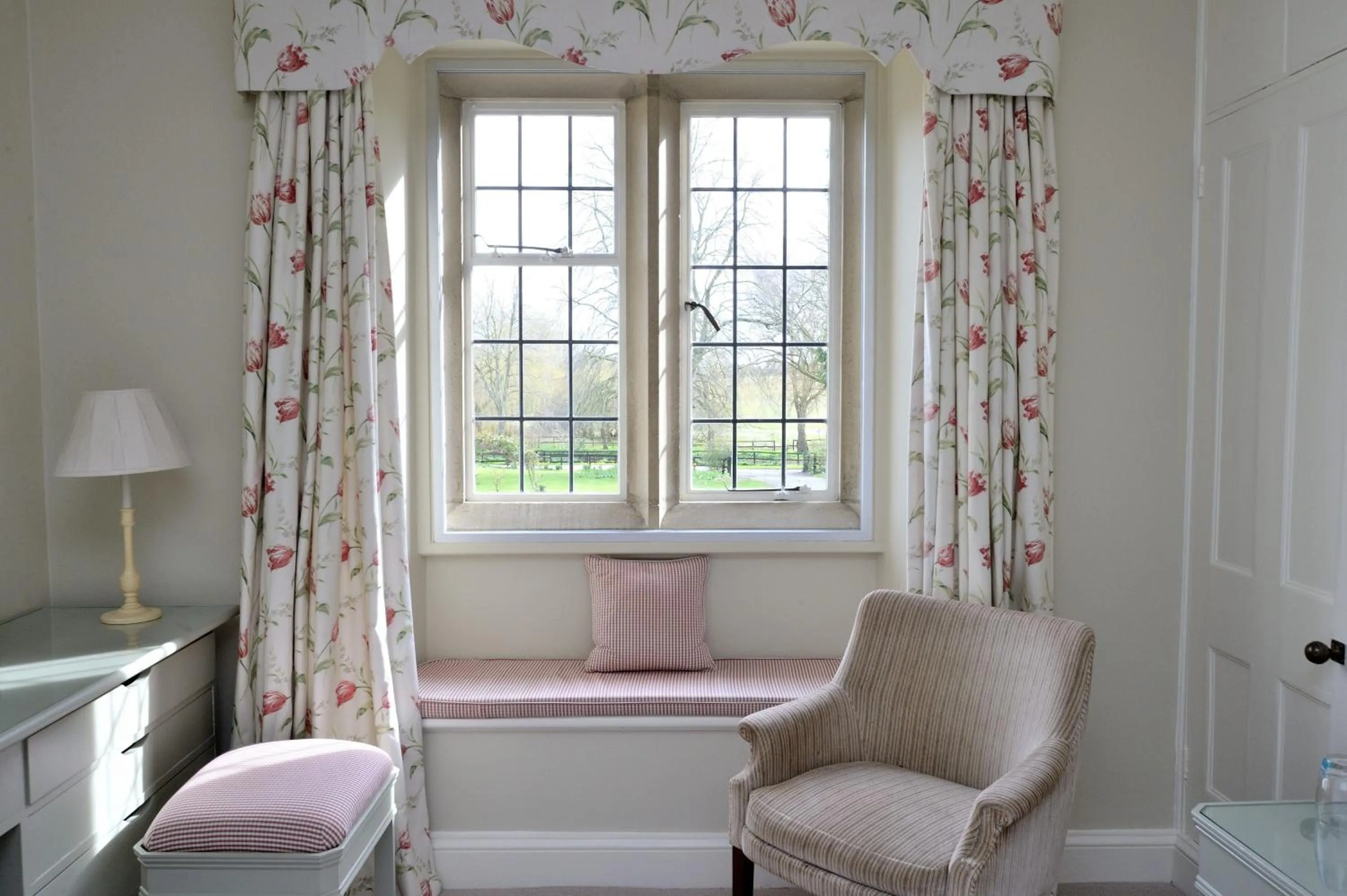 Garden view in Plumber Manor Hotel