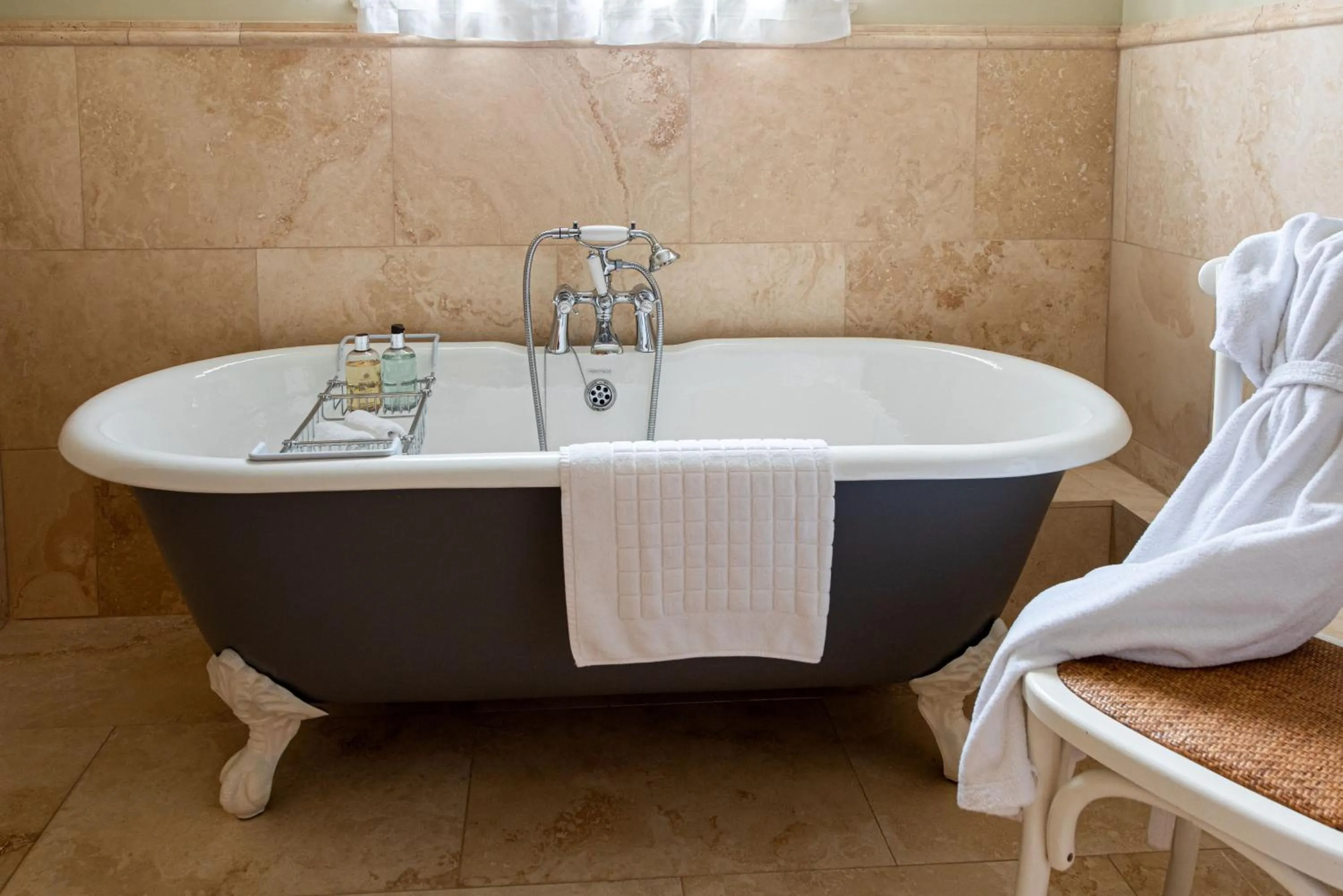 Bathroom in Plumber Manor Hotel