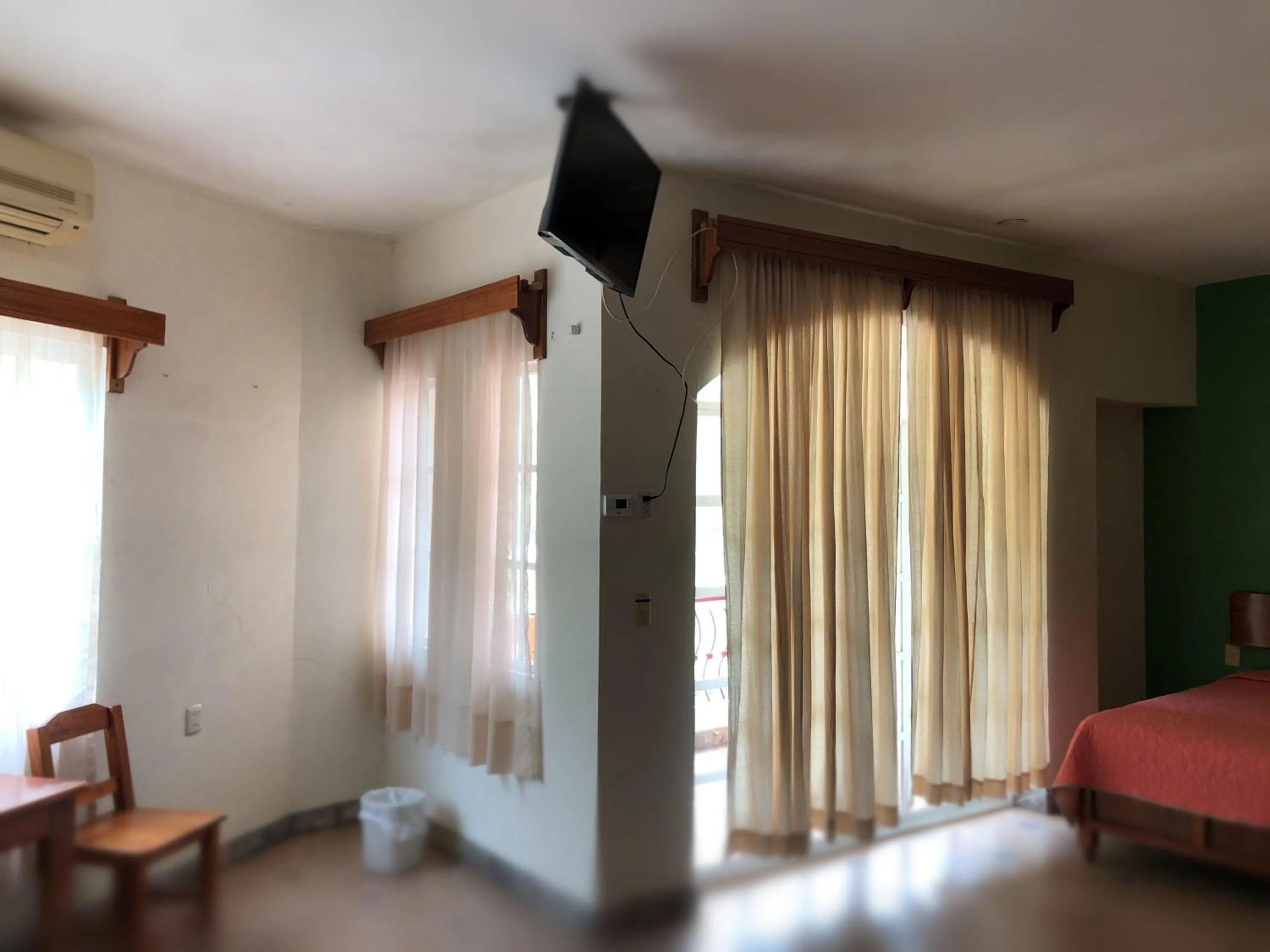 Balcony/Terrace, Bed in Hotel Paraiso Huasteco