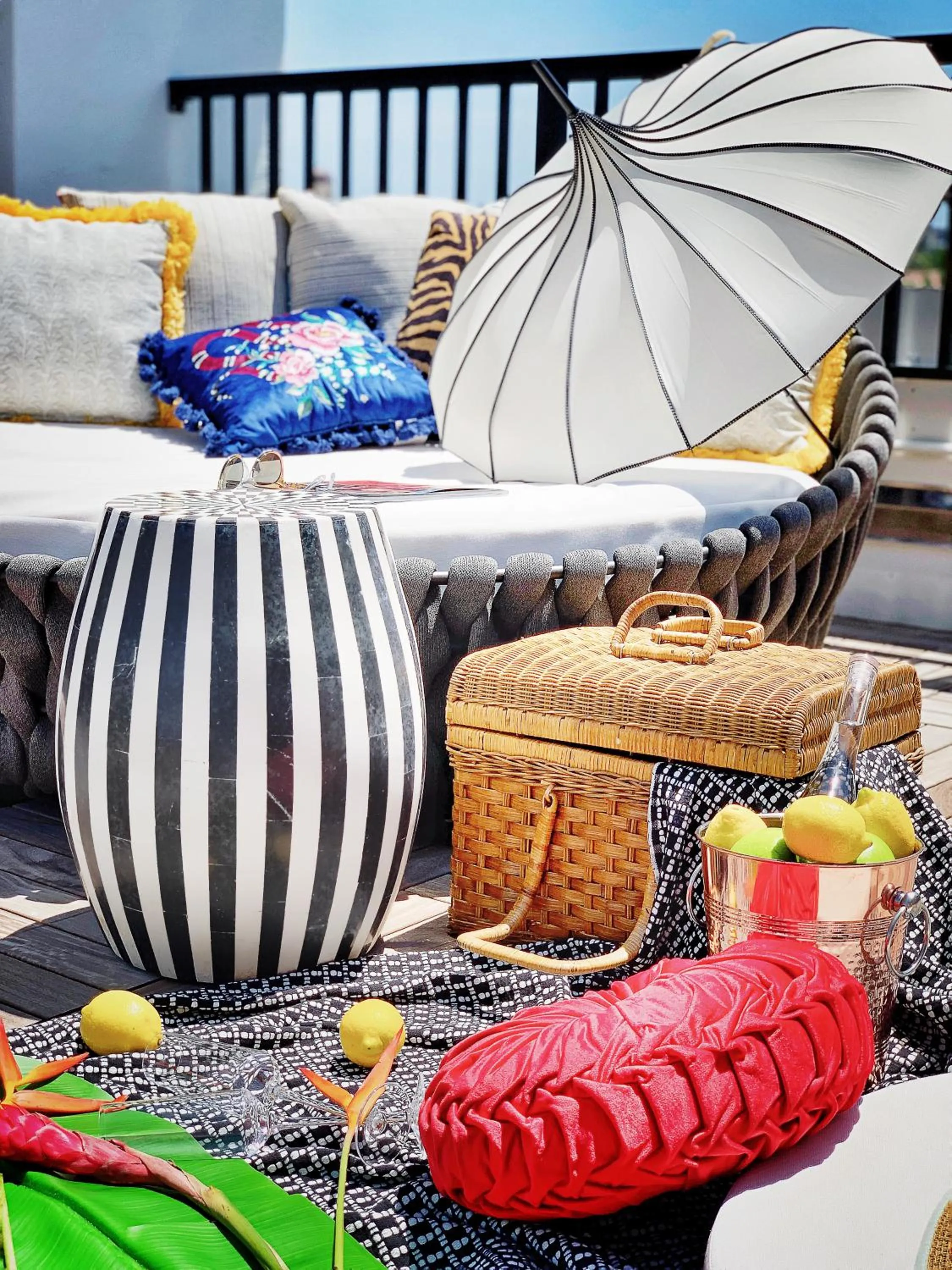 Seating area in White Elephant Palm Beach